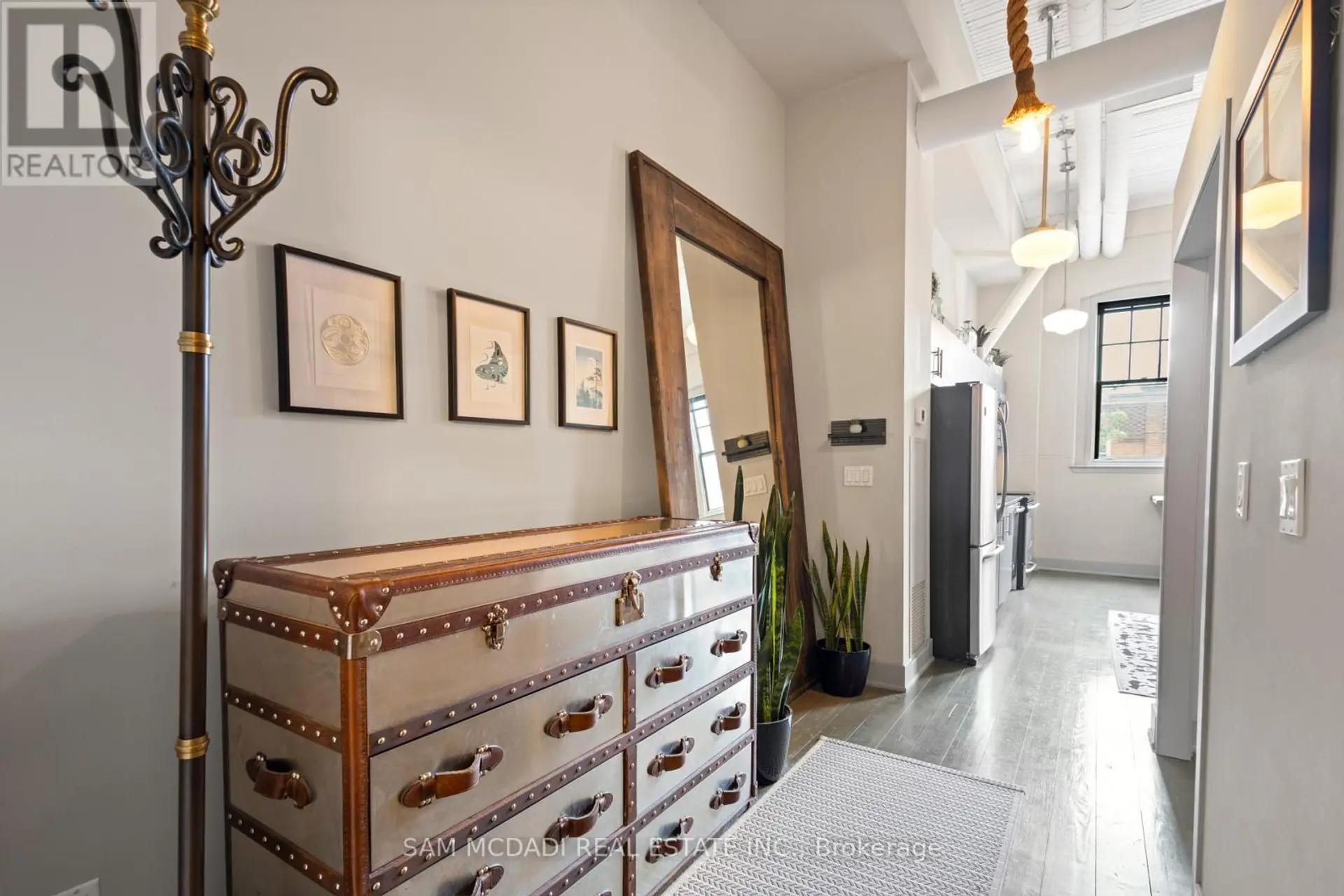 #204 183 DOVERCOURT ROAD - Image 4