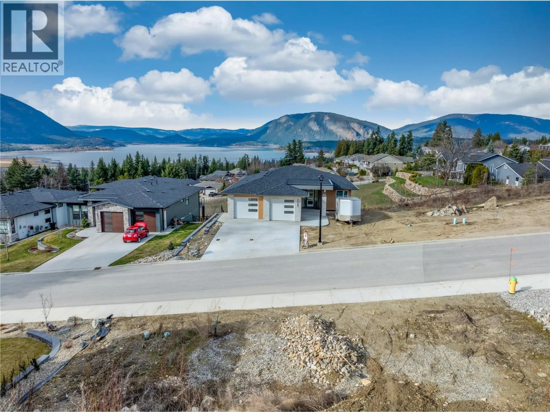 Property at 1120 16 AVENUE SE, Salmon Arm, BC