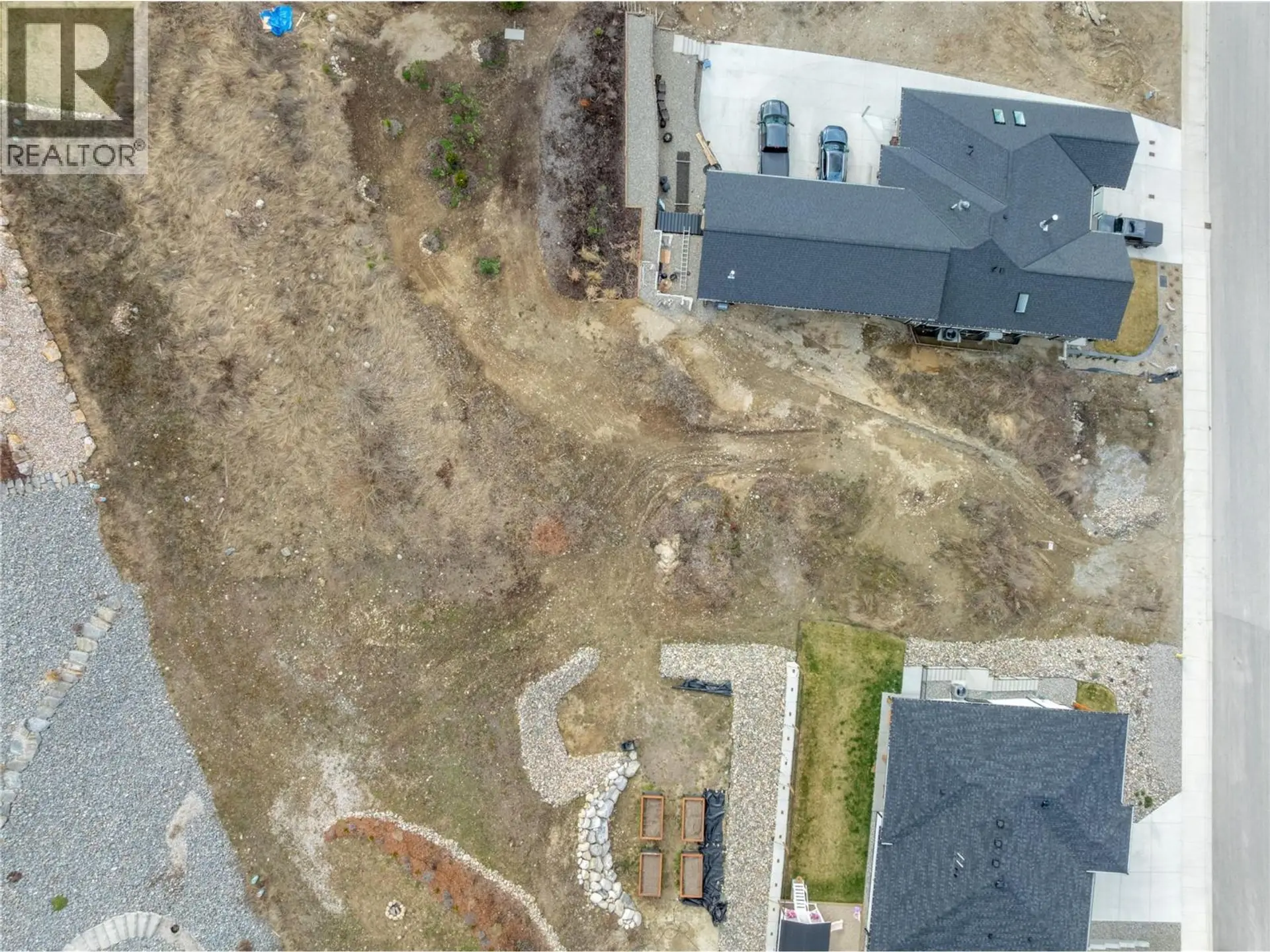 Property at 1120 16 AVENUE SE, Salmon Arm, BC