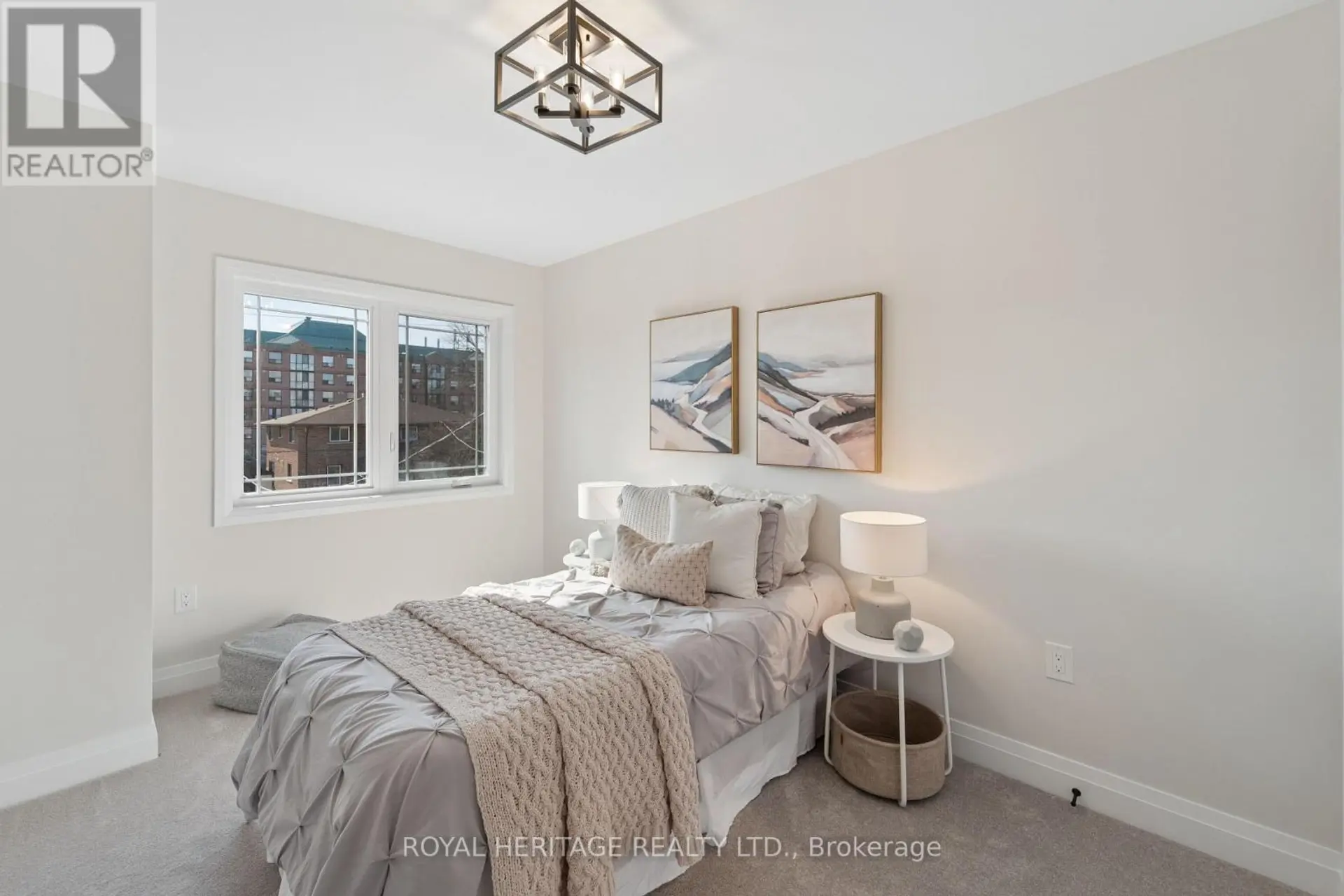 129 HICKORY STREET N - Image 14