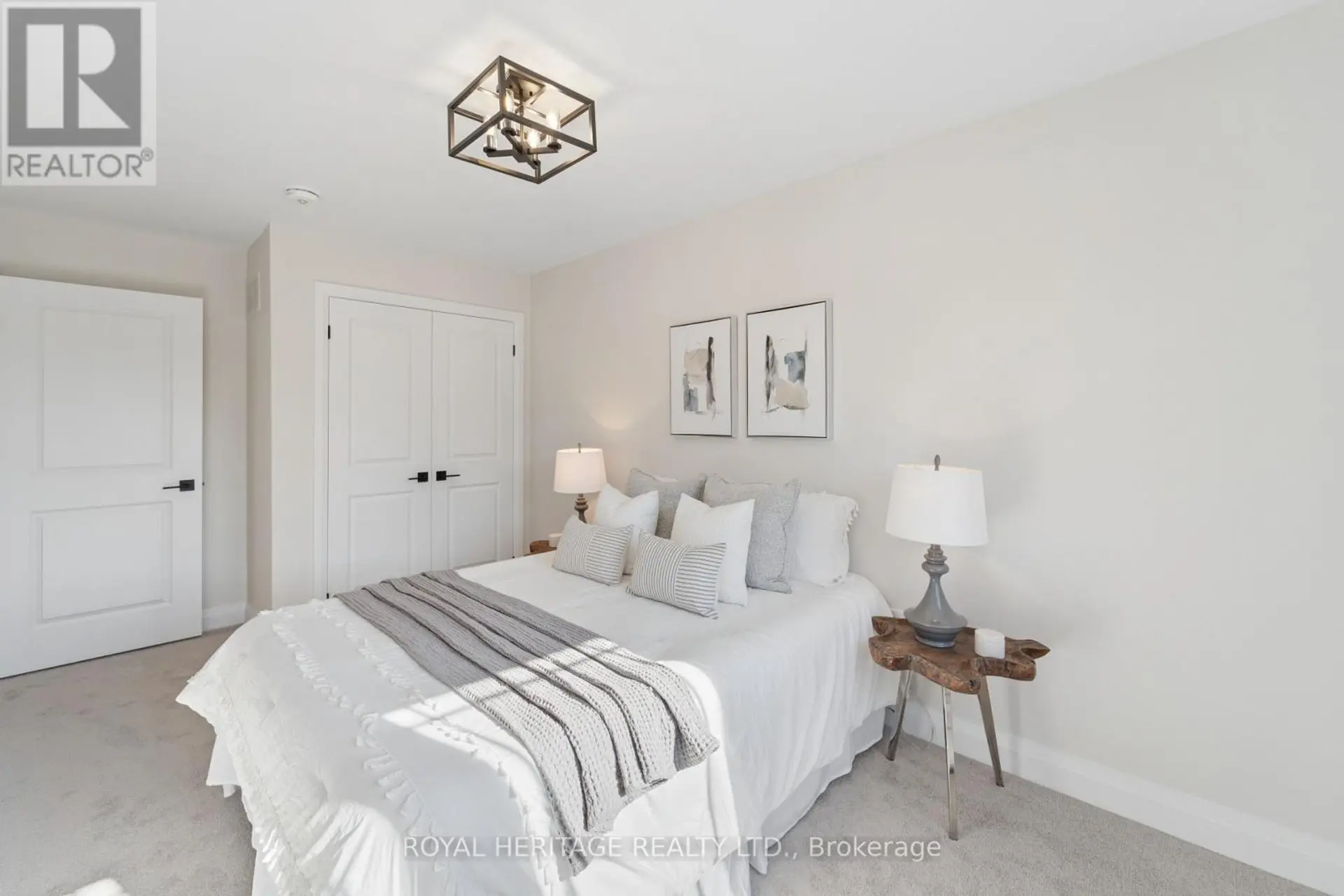 129 HICKORY STREET N - Image 13