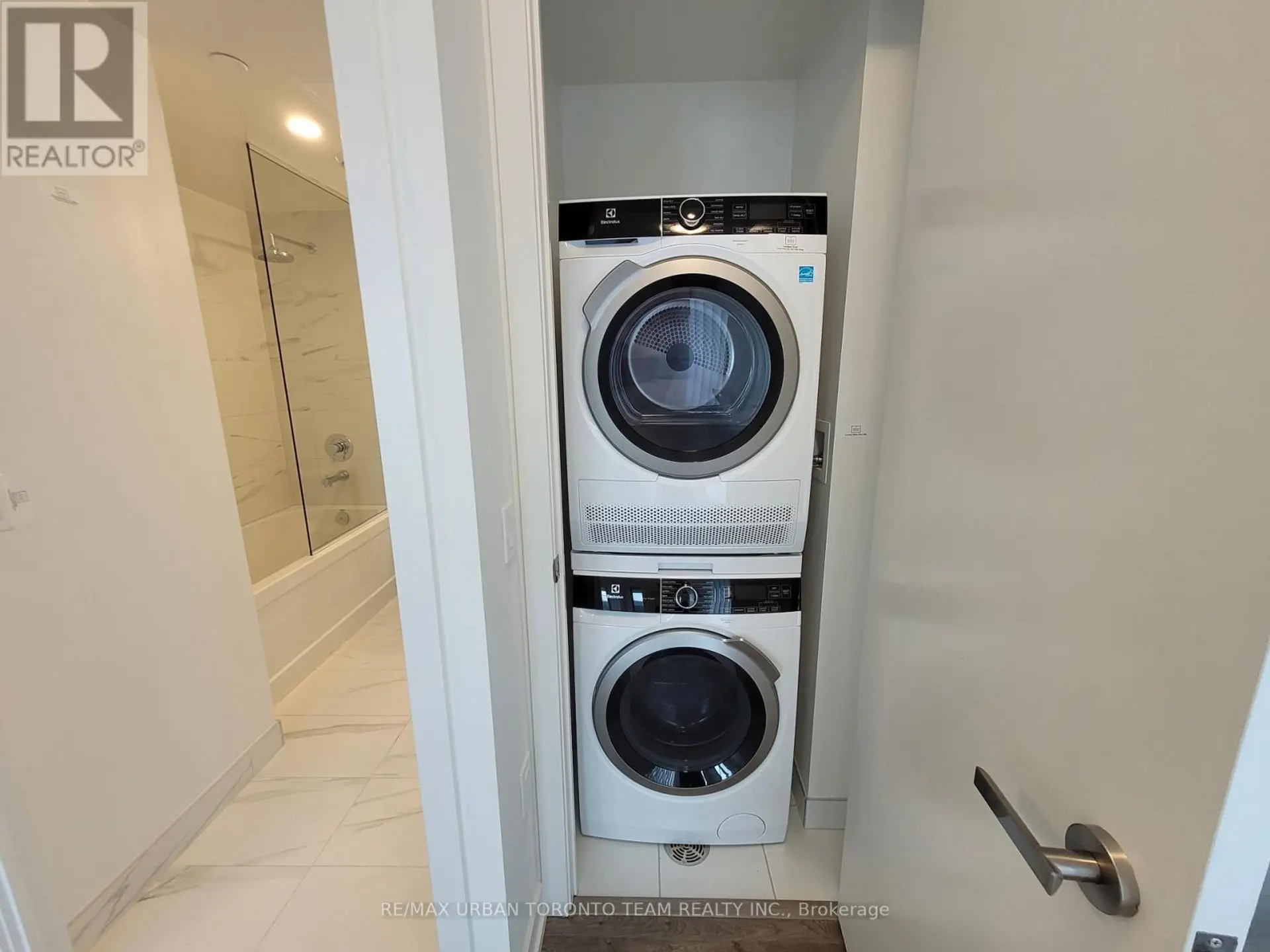 #3808 55 COOPER STREET - Image 13