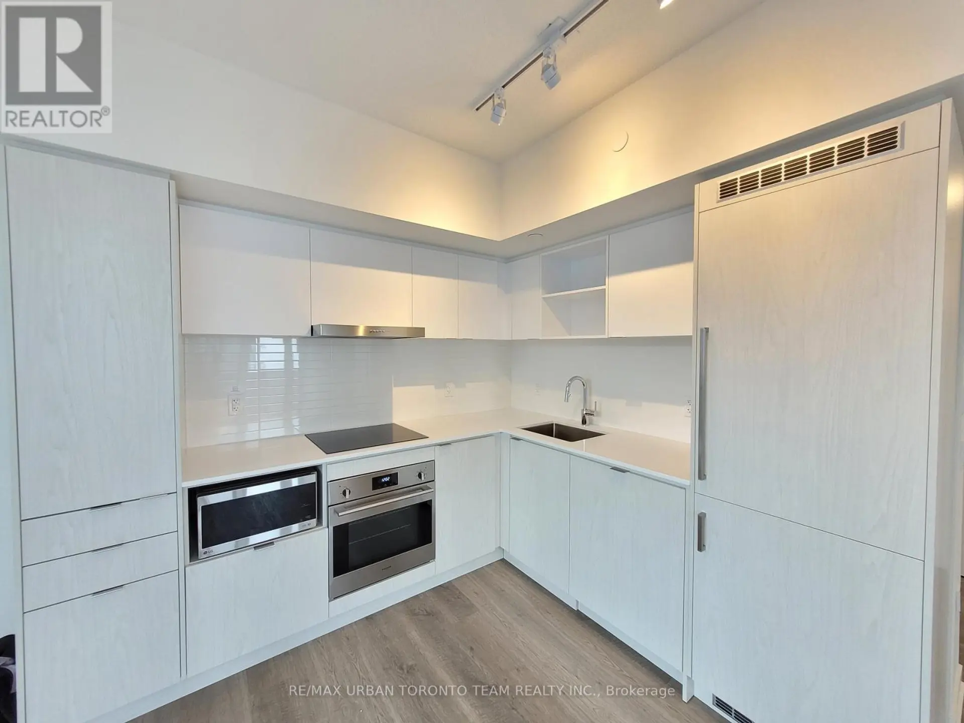 #3808 55 COOPER STREET - Image 4