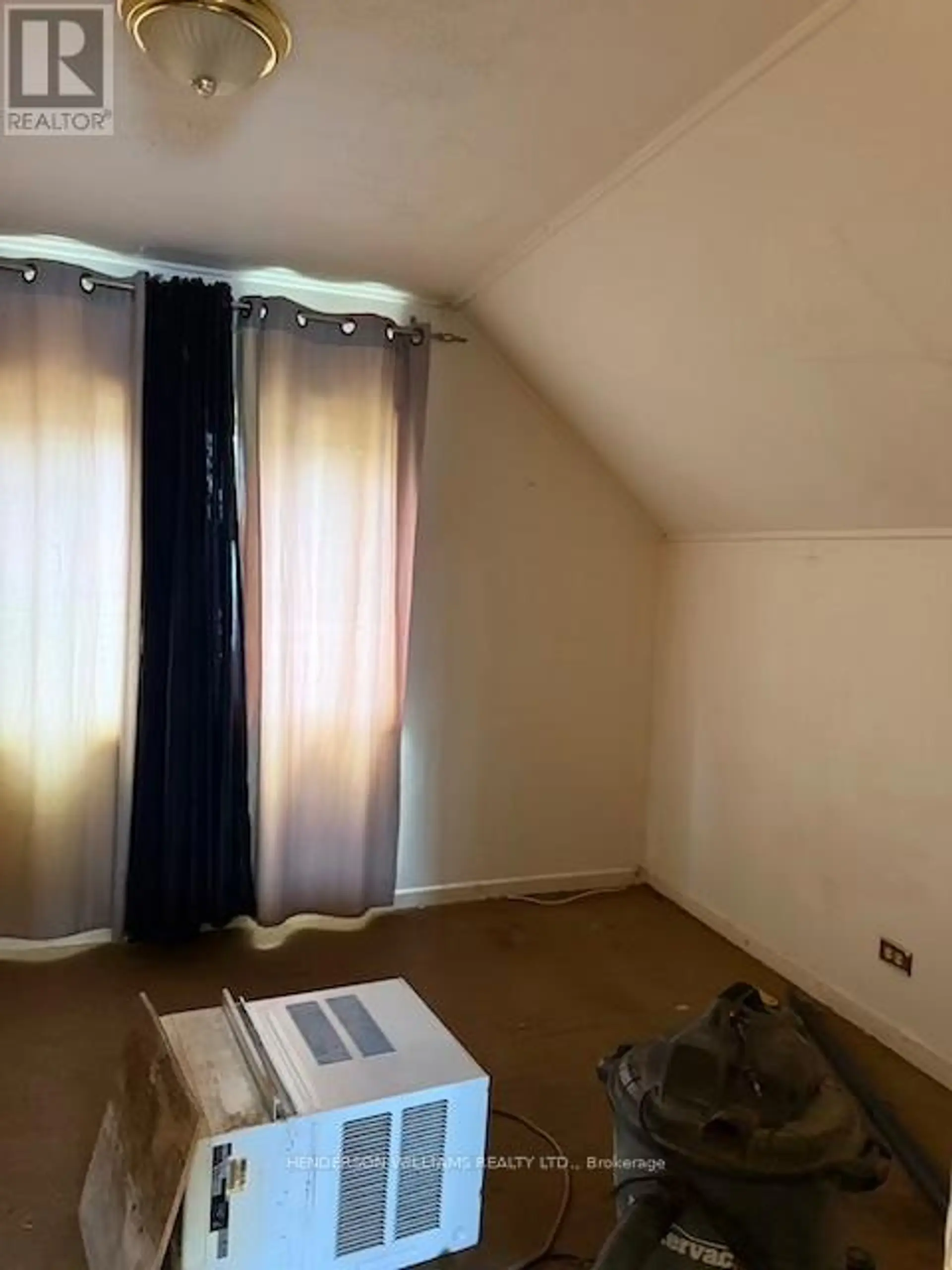 122 GOLFDALE ROAD - Image 9