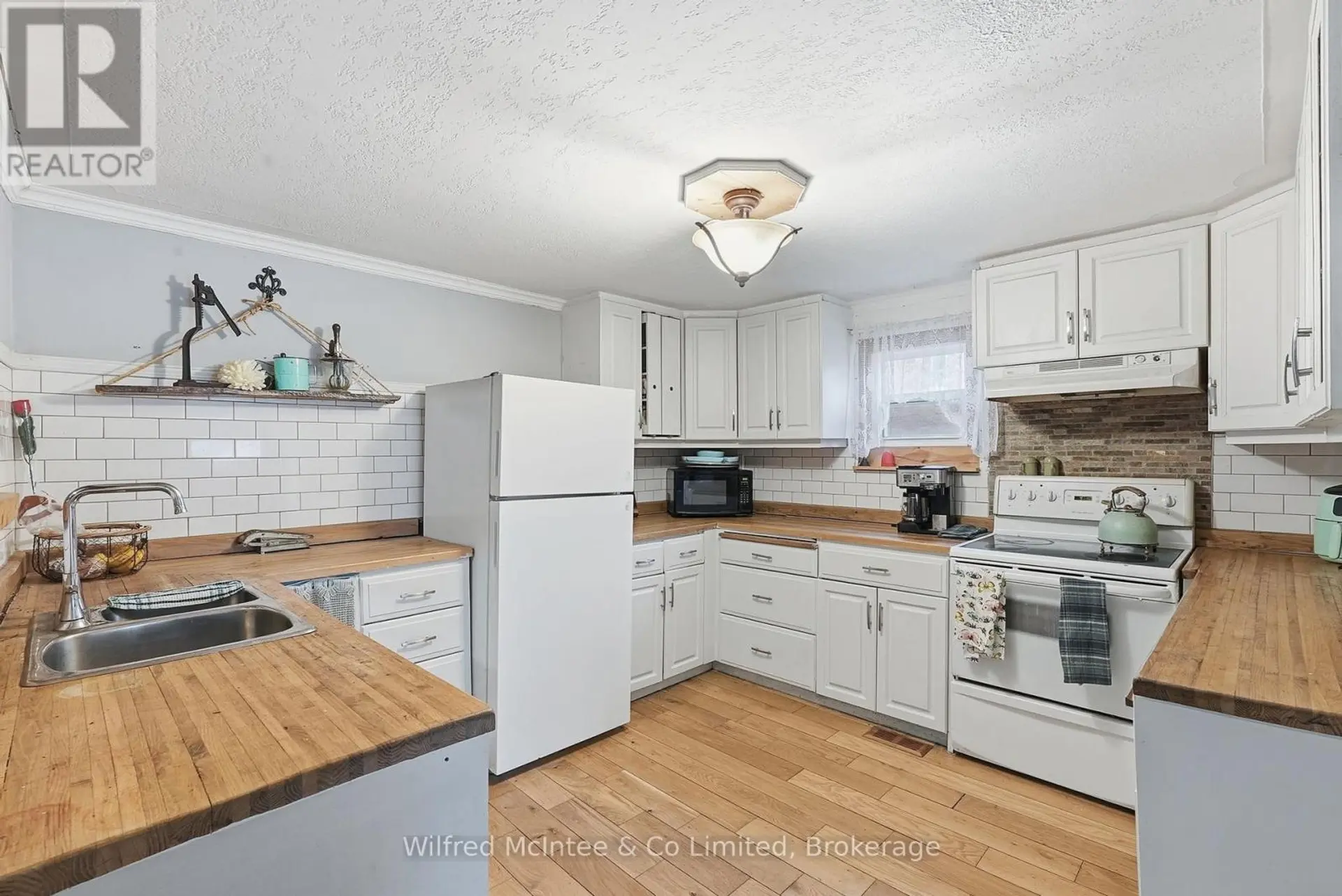 59 3RD AVENUE - Image 7
