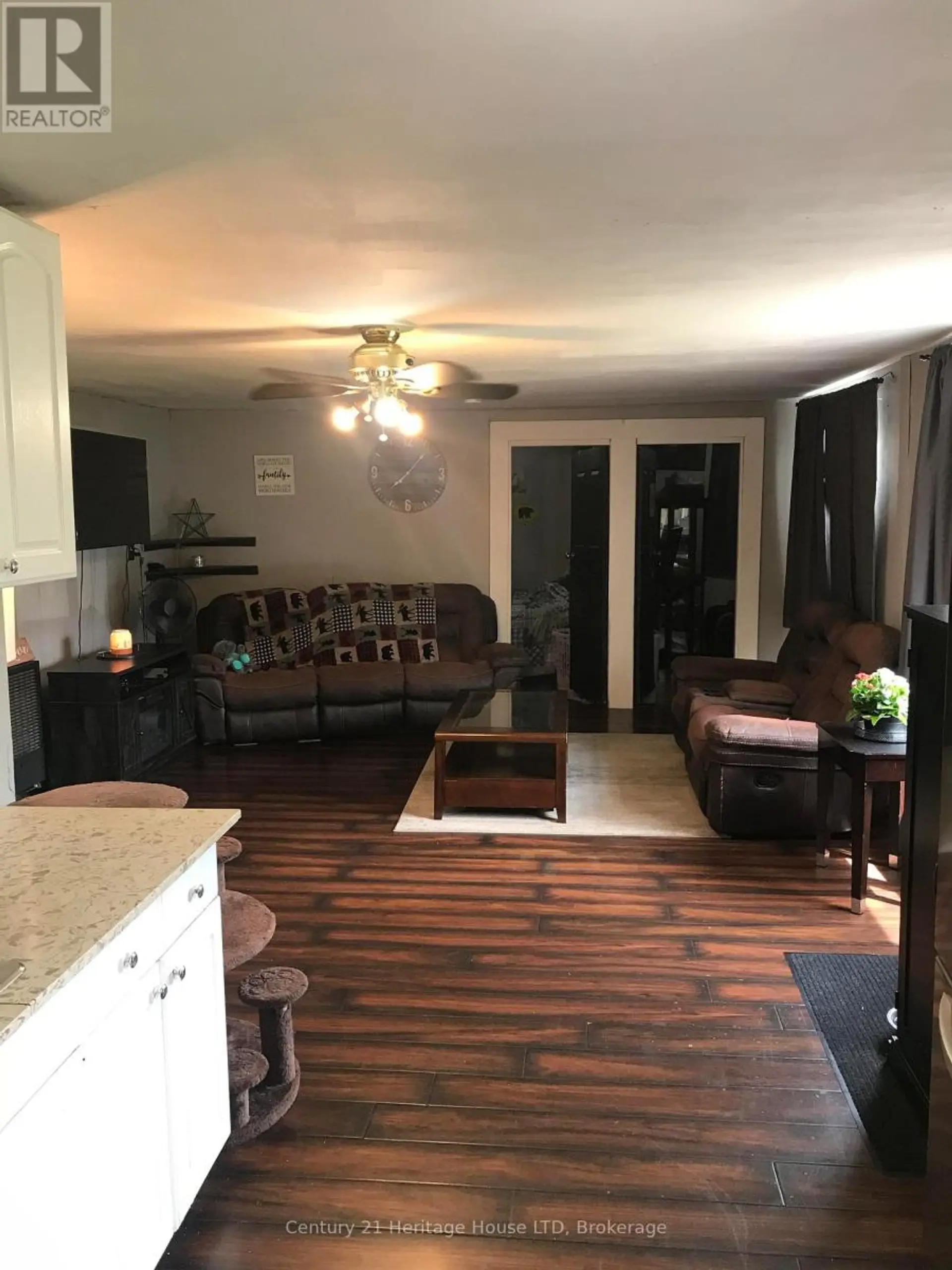 223 BERNARD AVENUE - Image 12