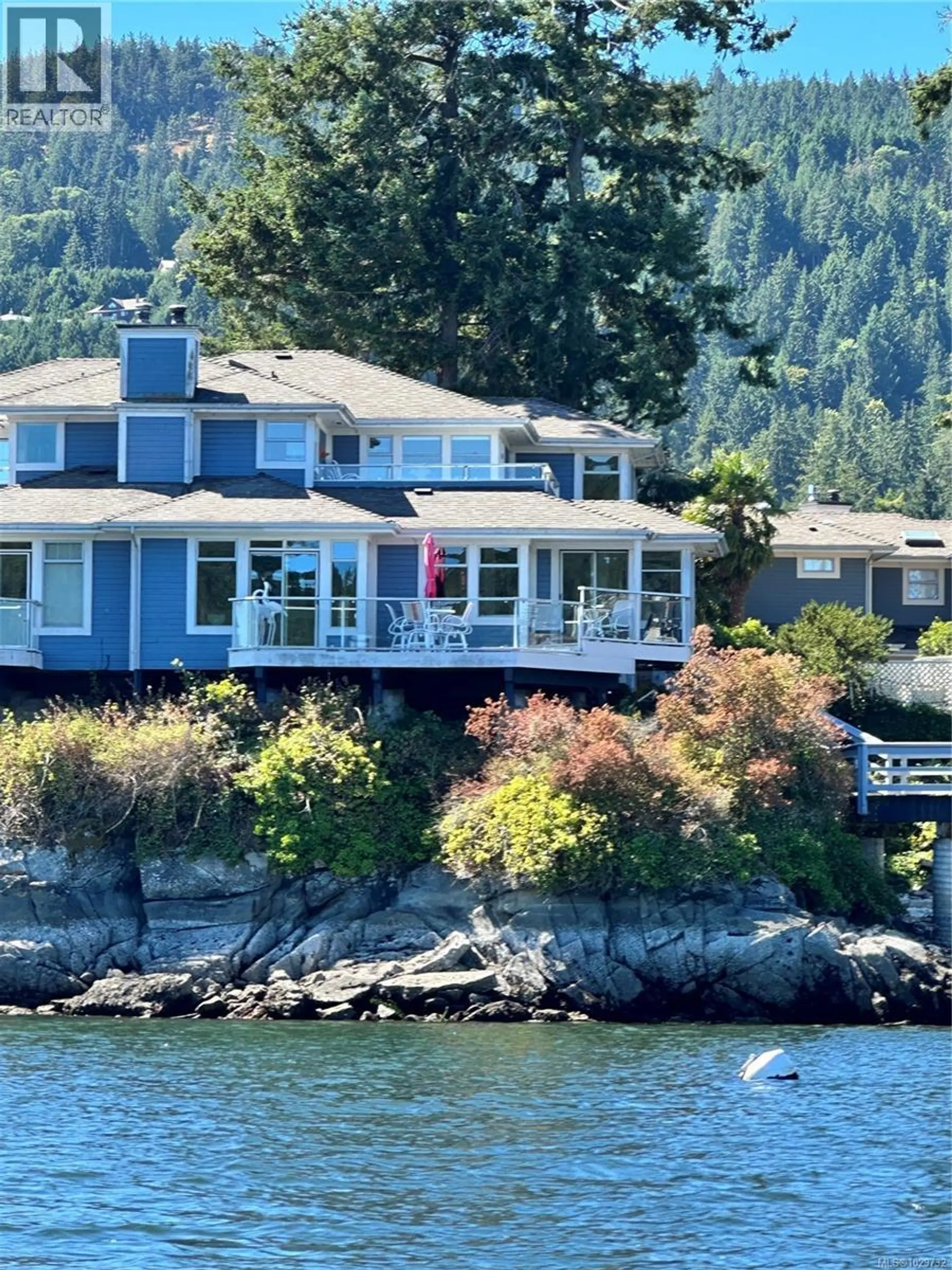 Property at #9 111 Fulford-Ganges Rd, Salt Spring, BC