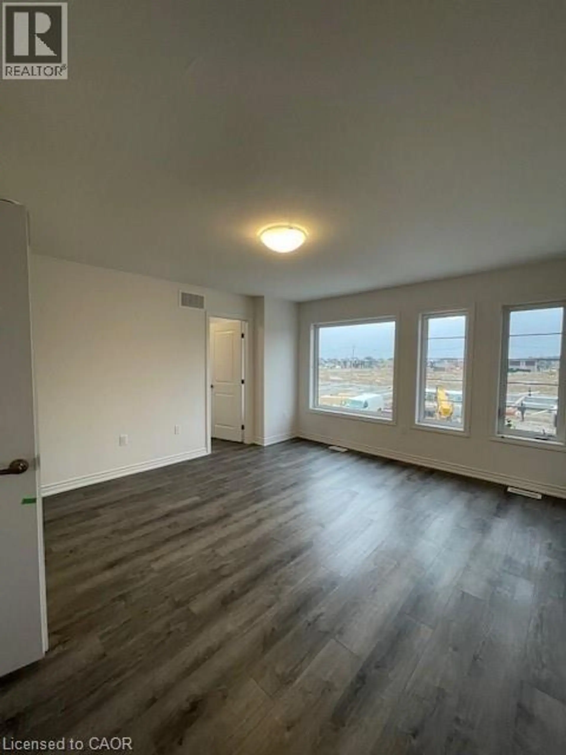 21 JUNE CALLWOOD Way - Image 2