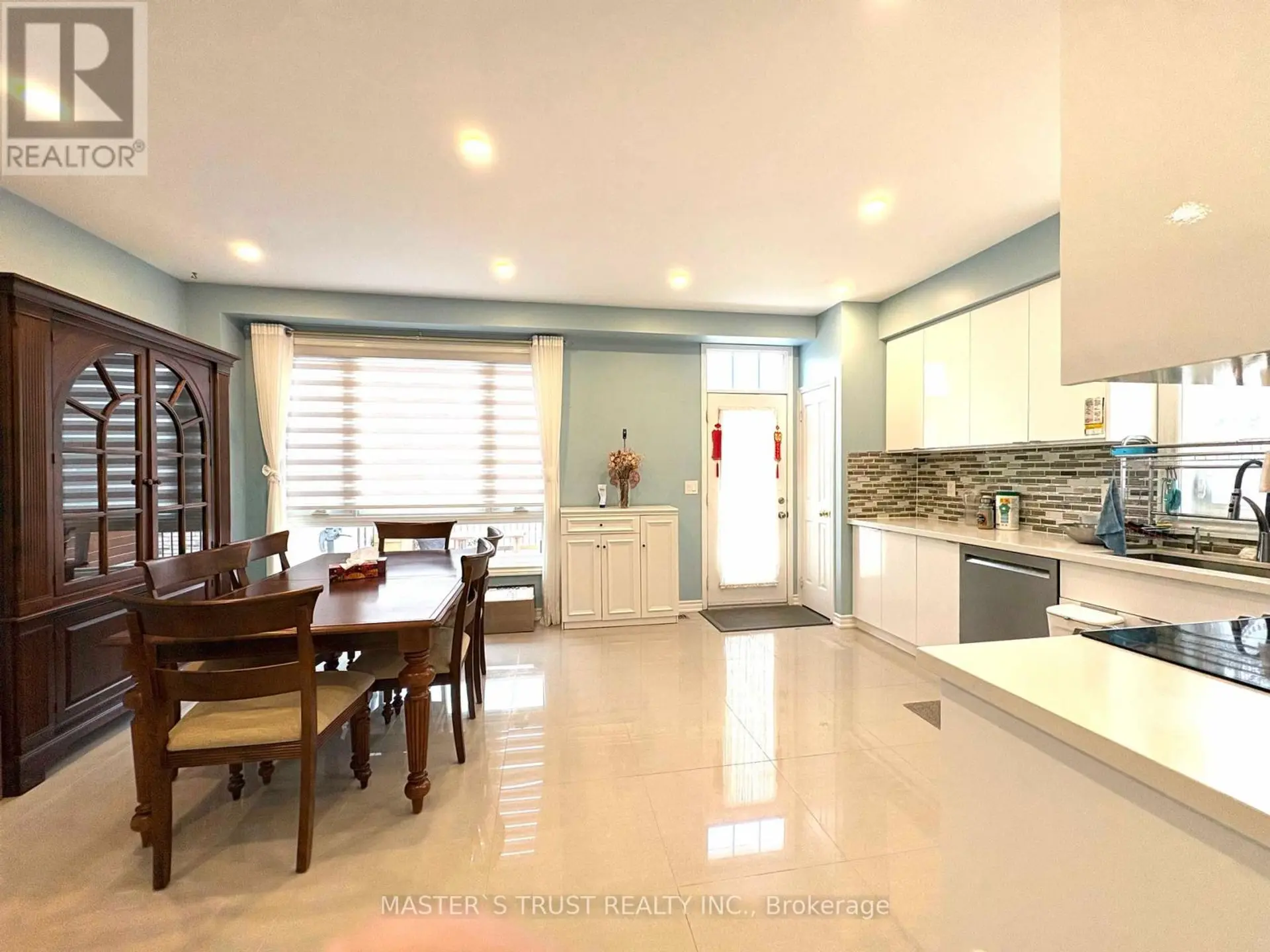 55 RUSSELL HILL ROAD - Image 4