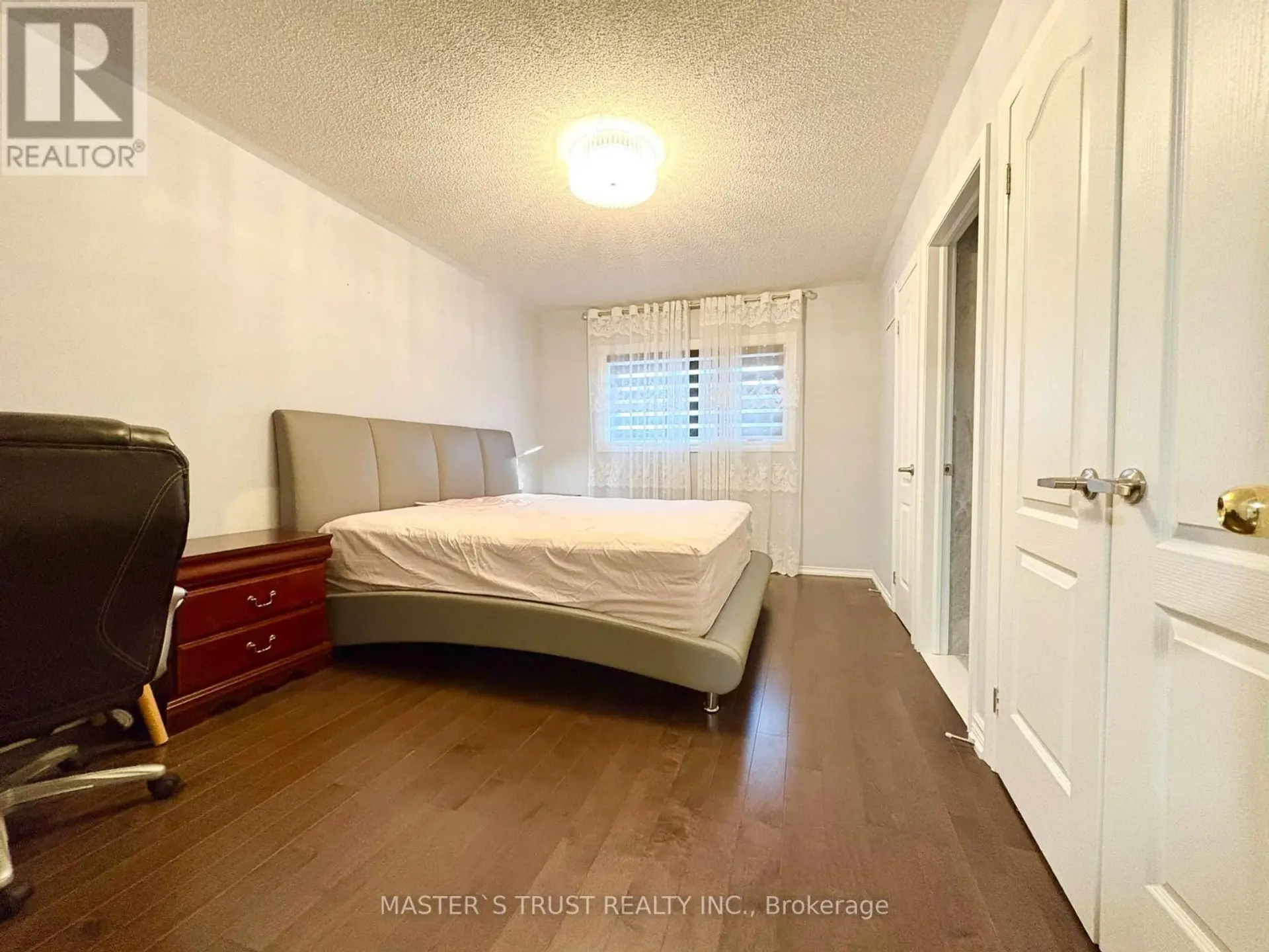 55 RUSSELL HILL ROAD - Image 8