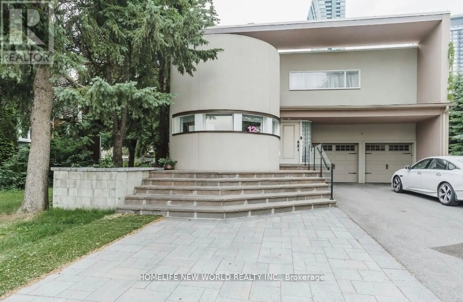 12 FLORENCE AVENUE - Image 1