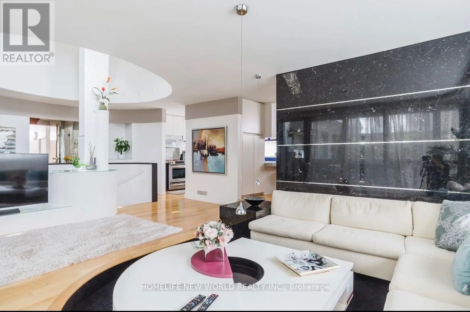 12 FLORENCE AVENUE - Image 4