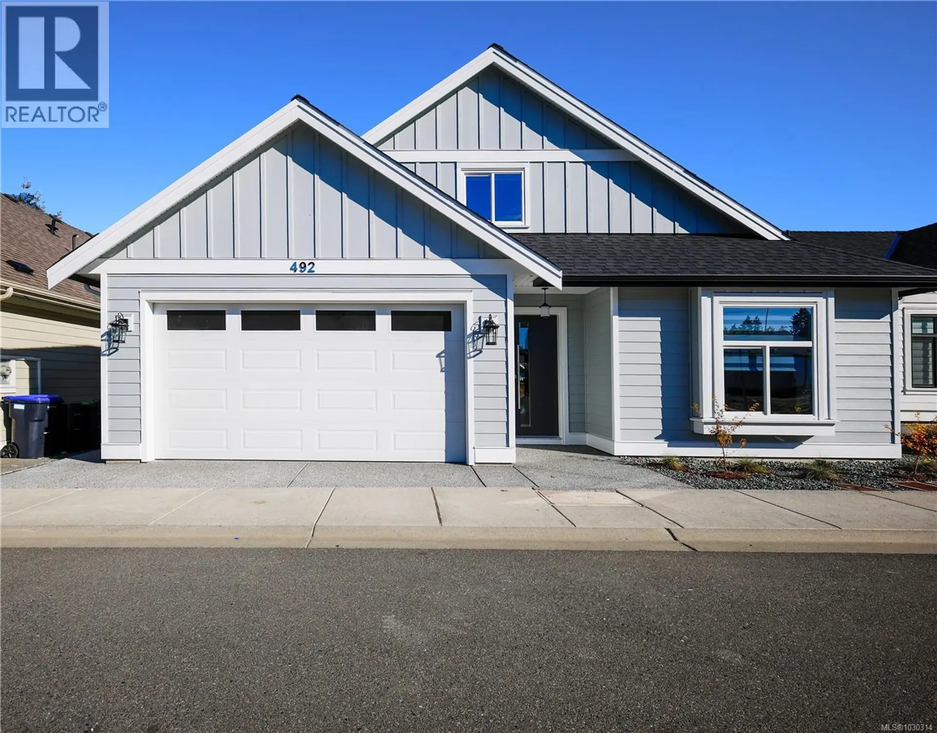 Property at 492 Hampstead St, Parksville, BC