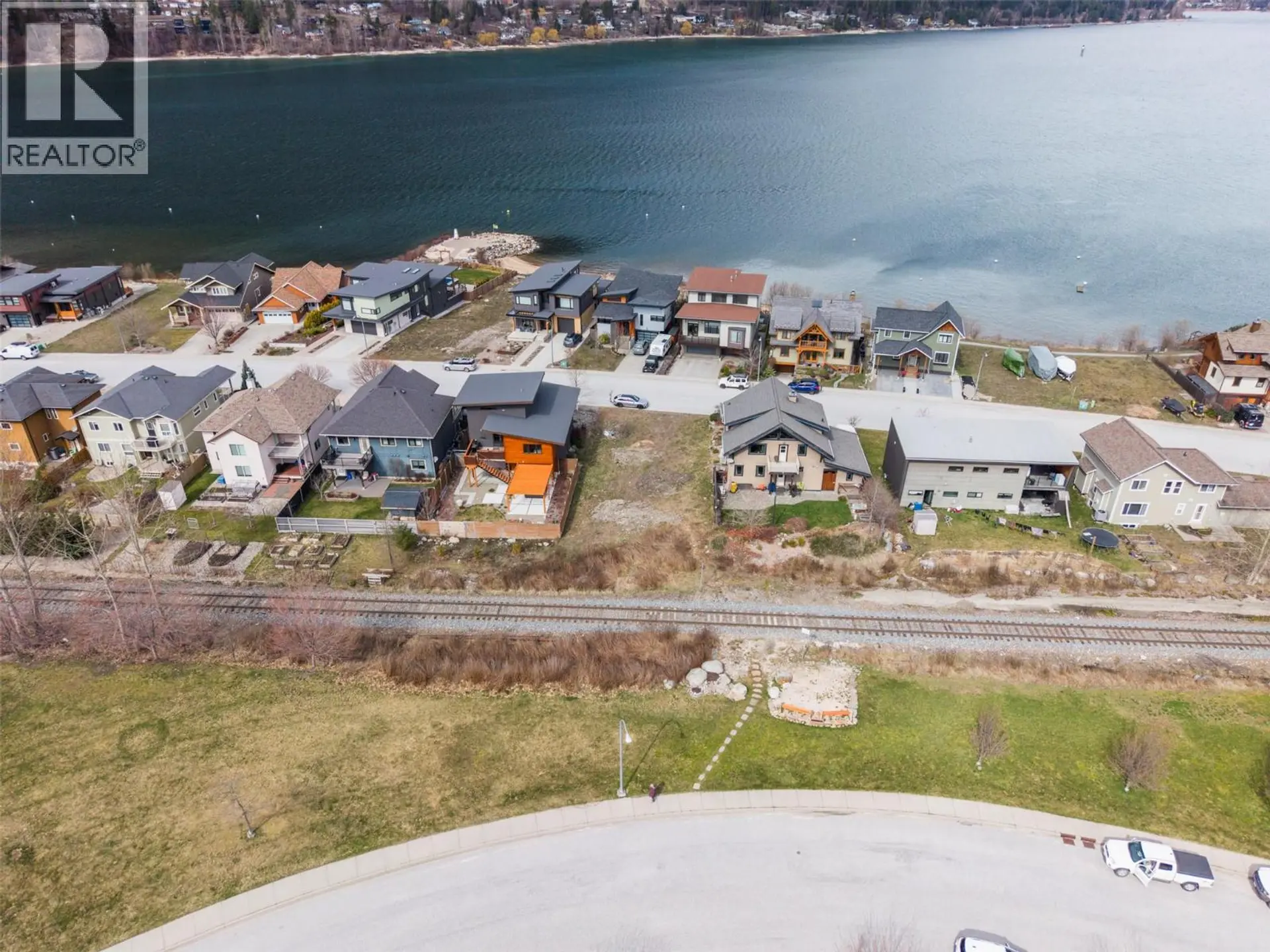 Property at 1002 SPROAT DRIVE, Nelson, BC