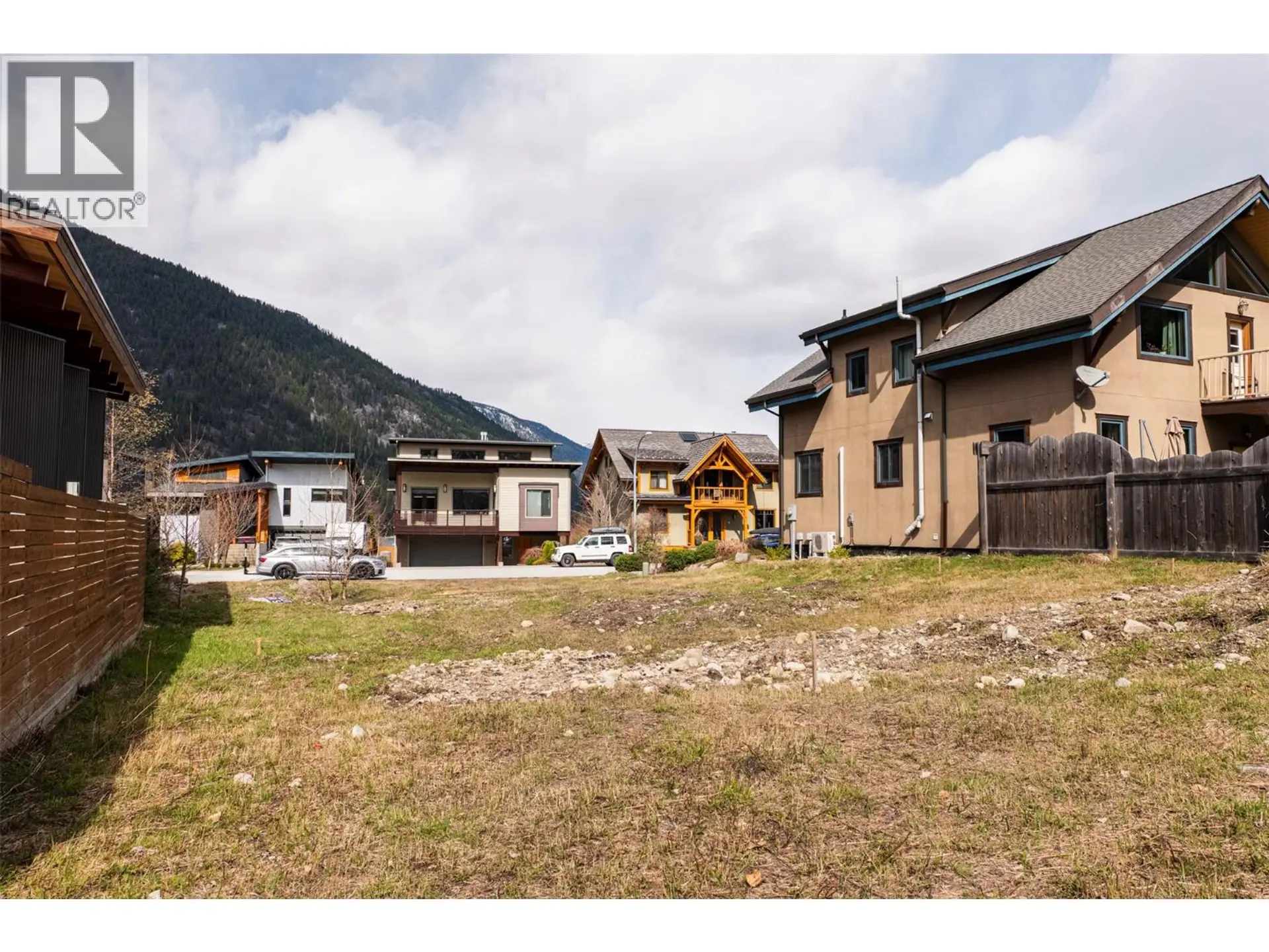 Property at 1002 SPROAT DRIVE, Nelson, BC