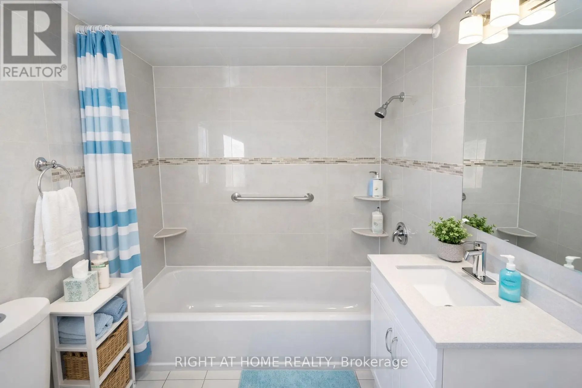 70 BUNNELL CRESCENT - Image 11