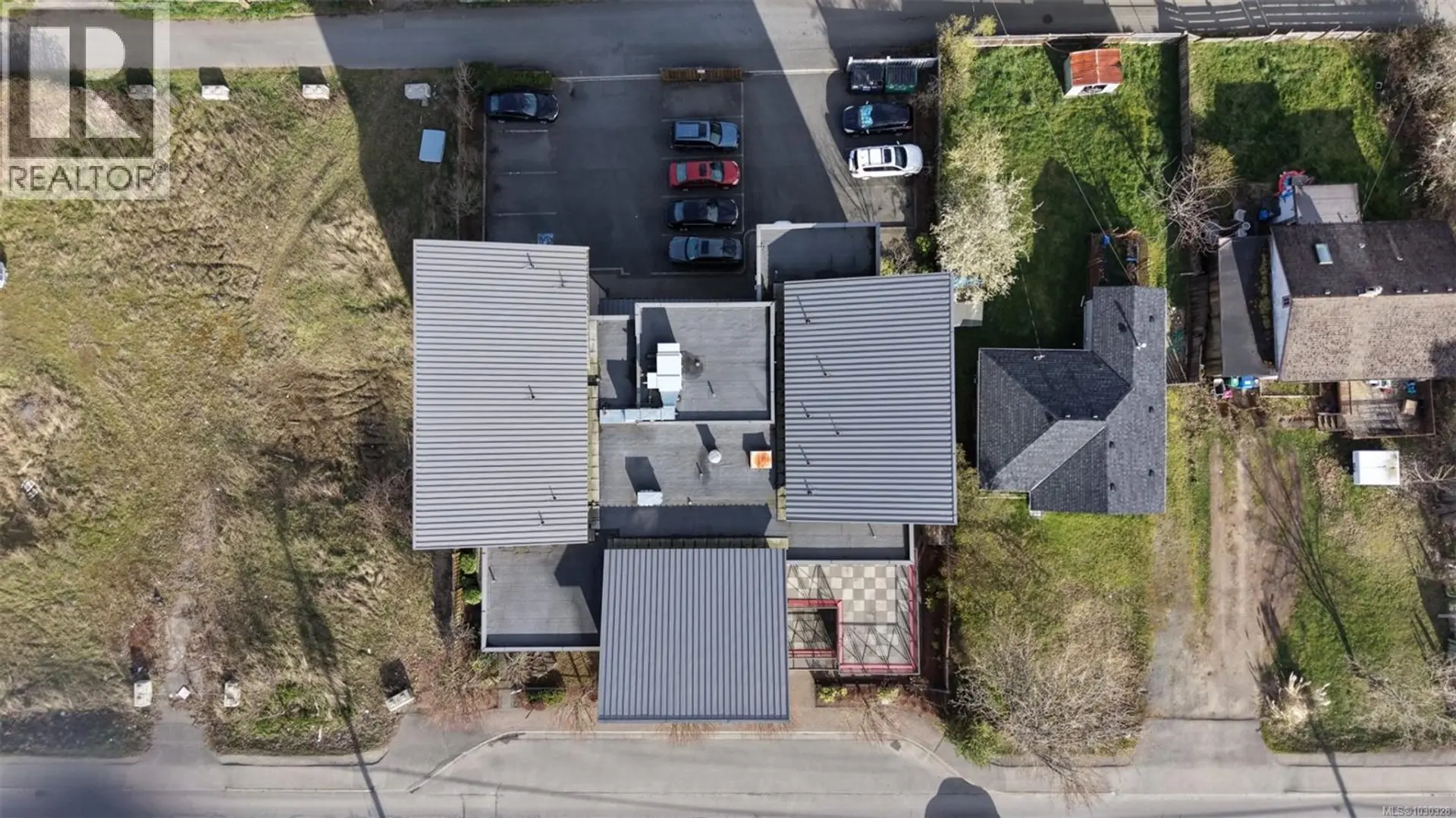 Property at 438 WAKESIAH AVE, Nanaimo, BC