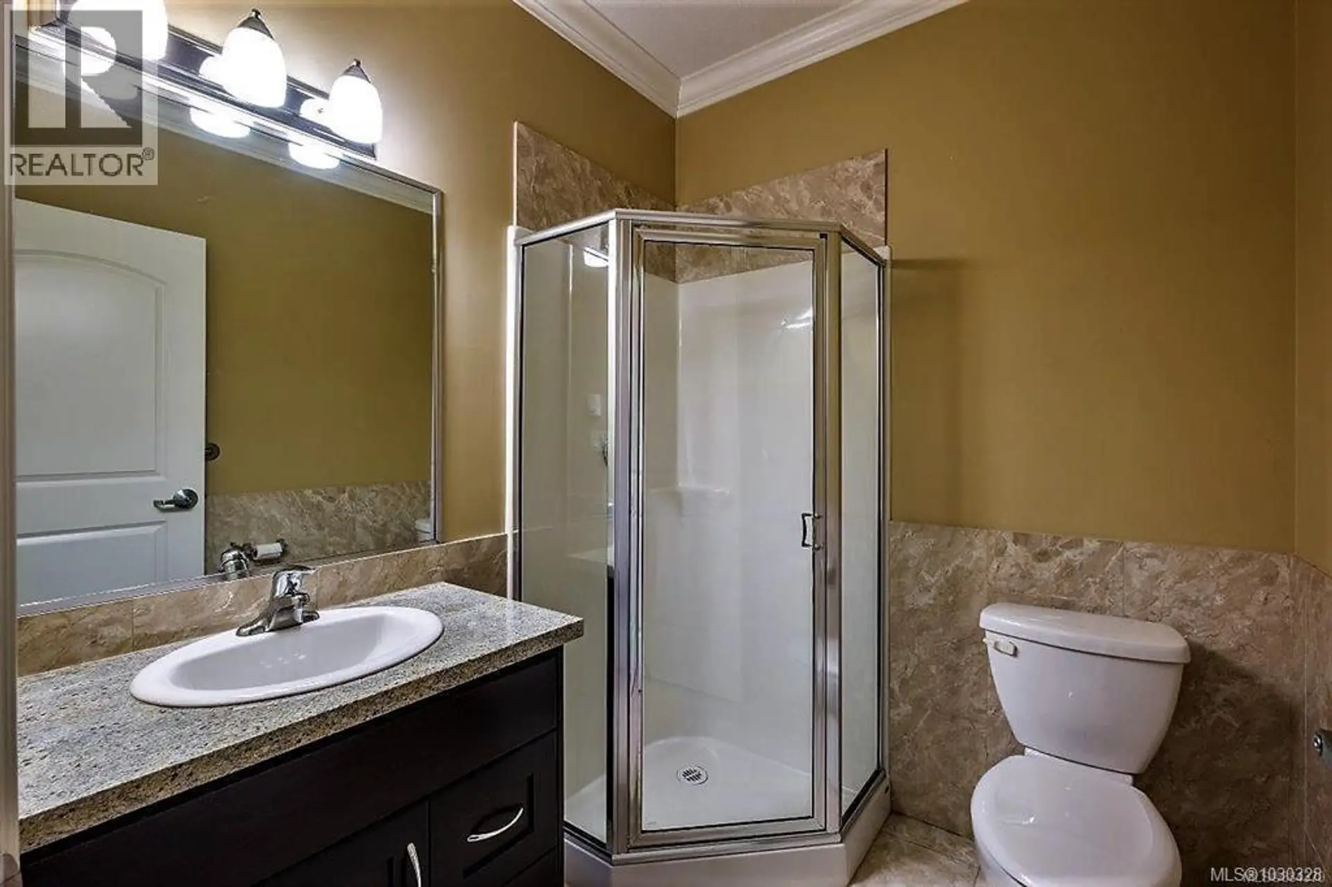 Property at 438 WAKESIAH AVE, Nanaimo, BC