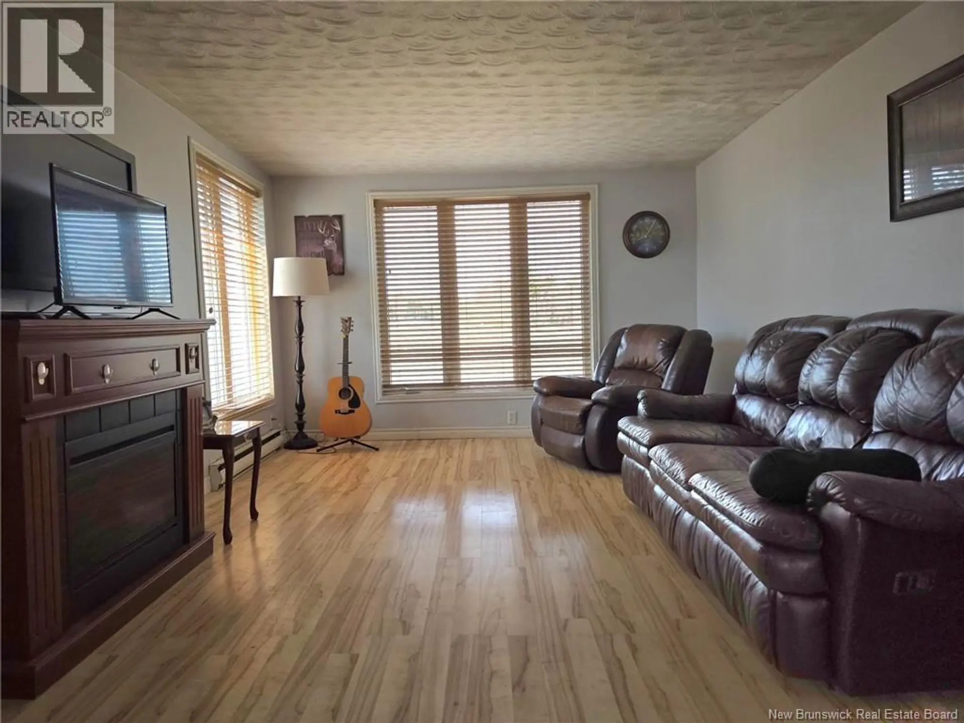 1109 Saint- Joseph - Image 7