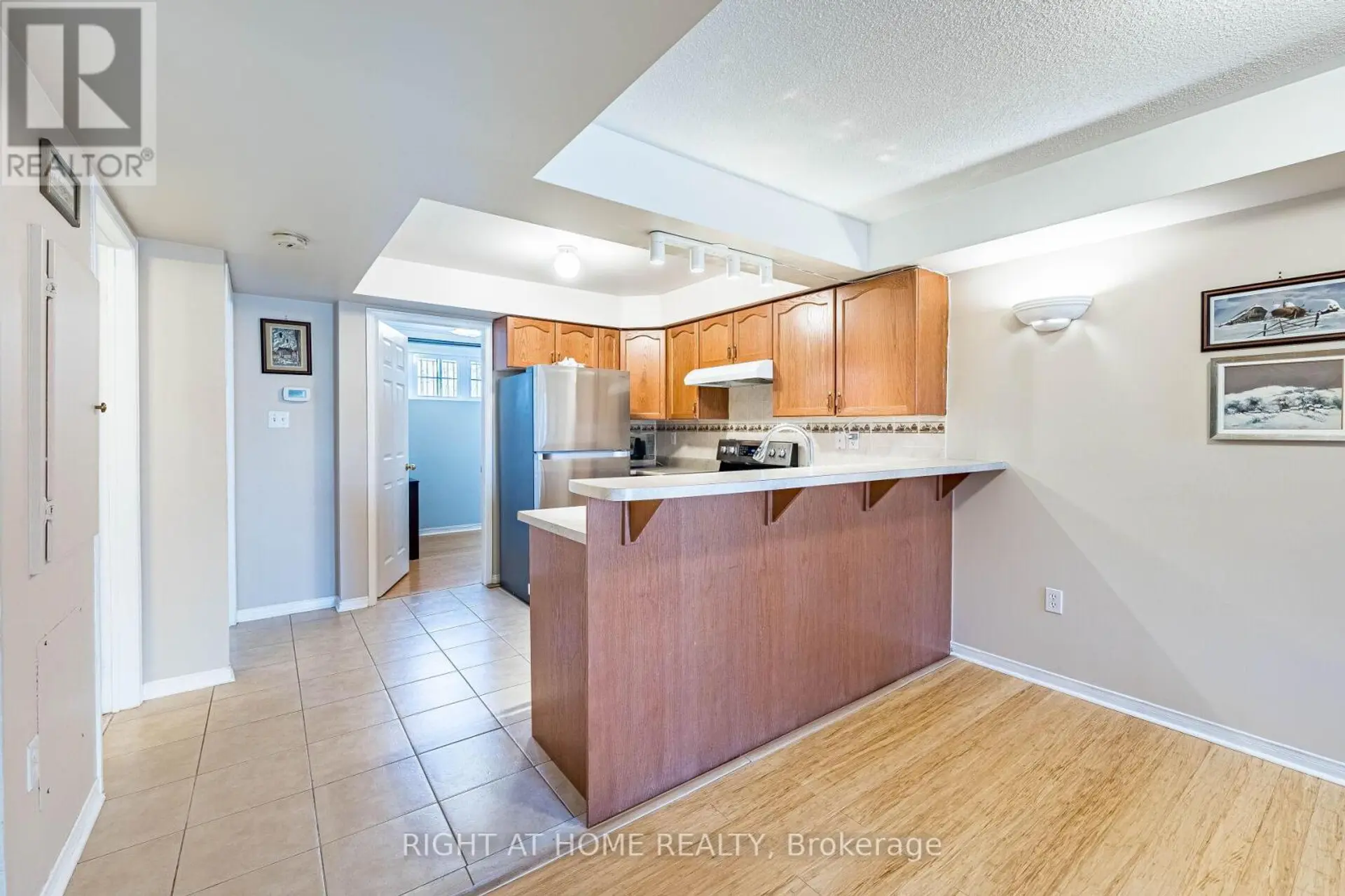 #40 200 MCLEVIN AVENUE - Image 10