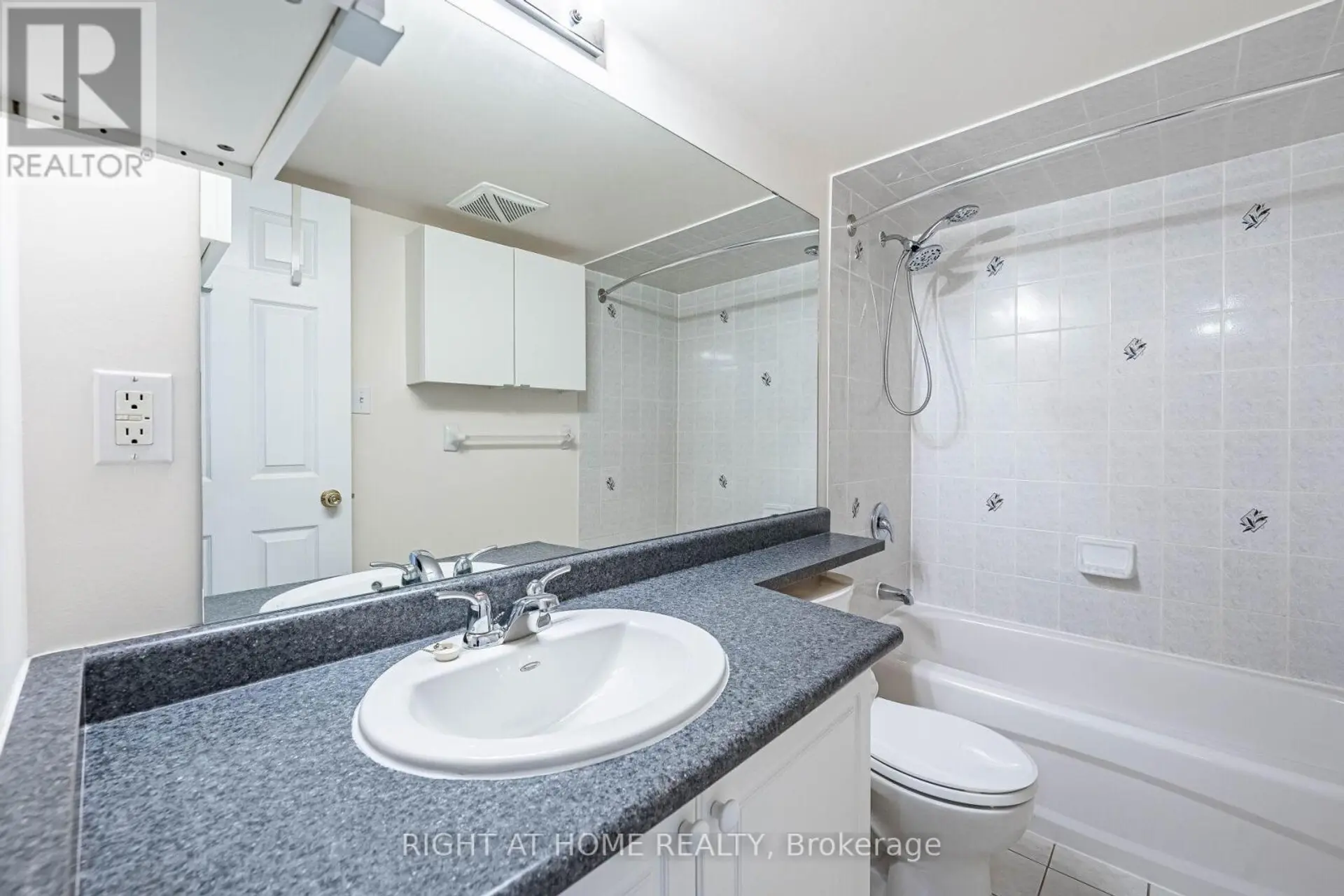 #40 200 MCLEVIN AVENUE - Image 16
