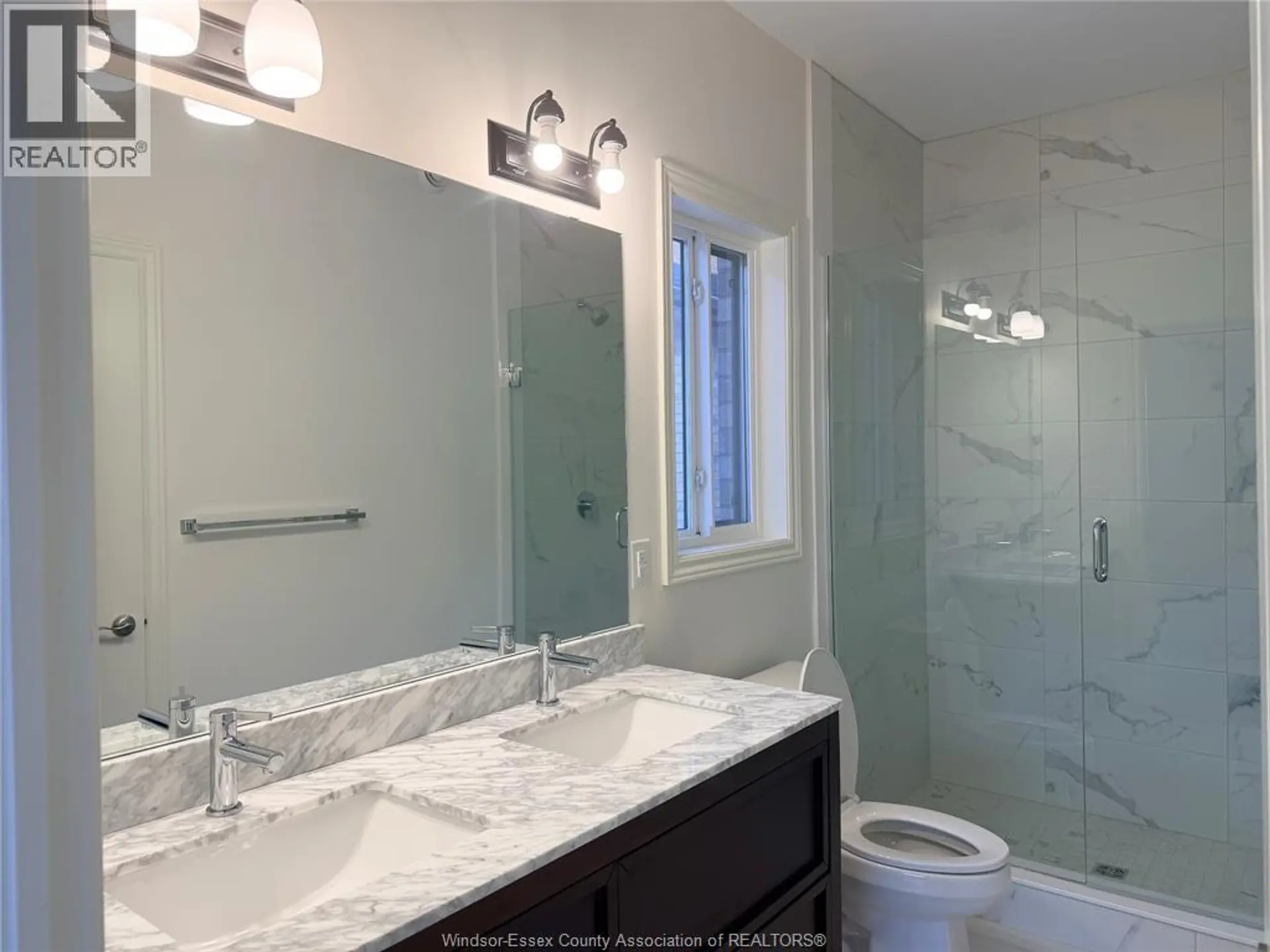 220 MCLELLAN AVENUE - Image 11
