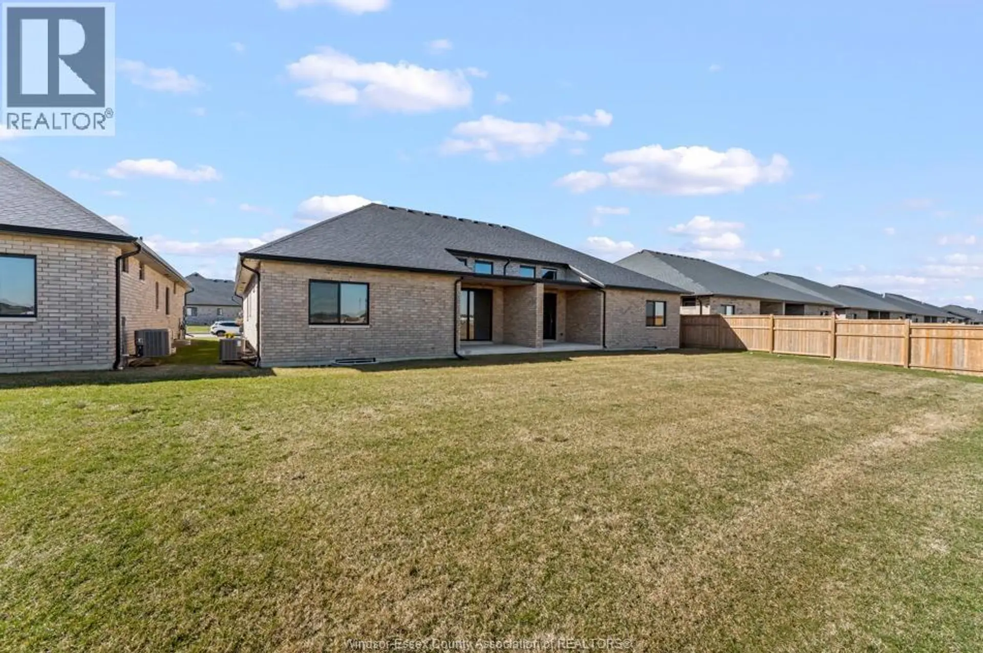 220 MCLELLAN AVENUE - Image 19
