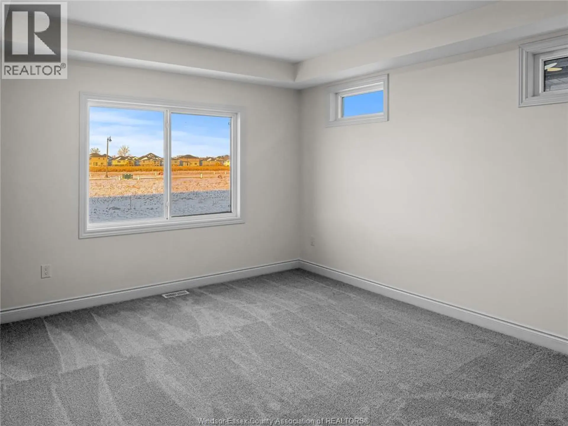 220 MCLELLAN AVENUE - Image 16