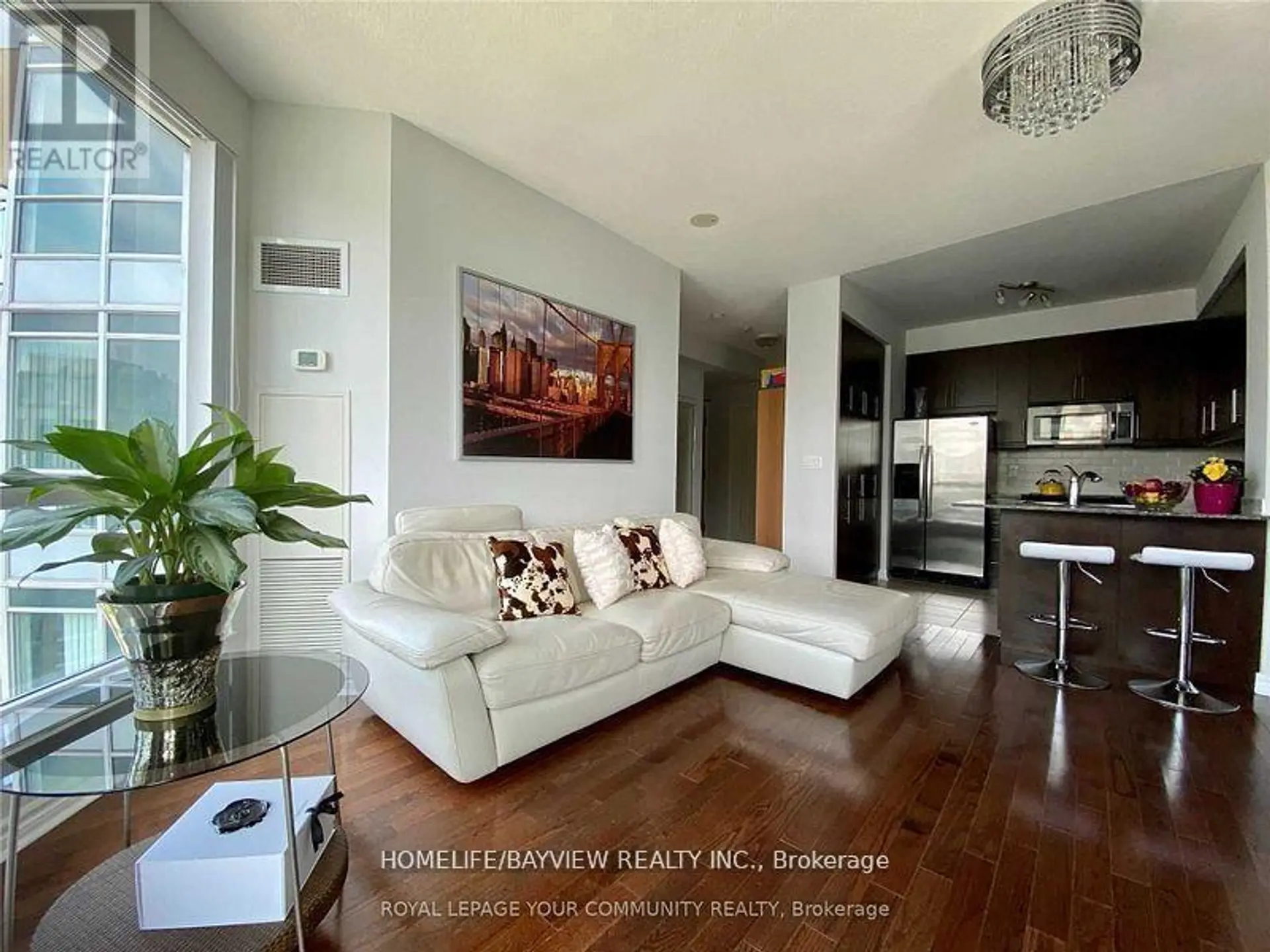 #1910 18 HOLMES AVENUE - Image 5