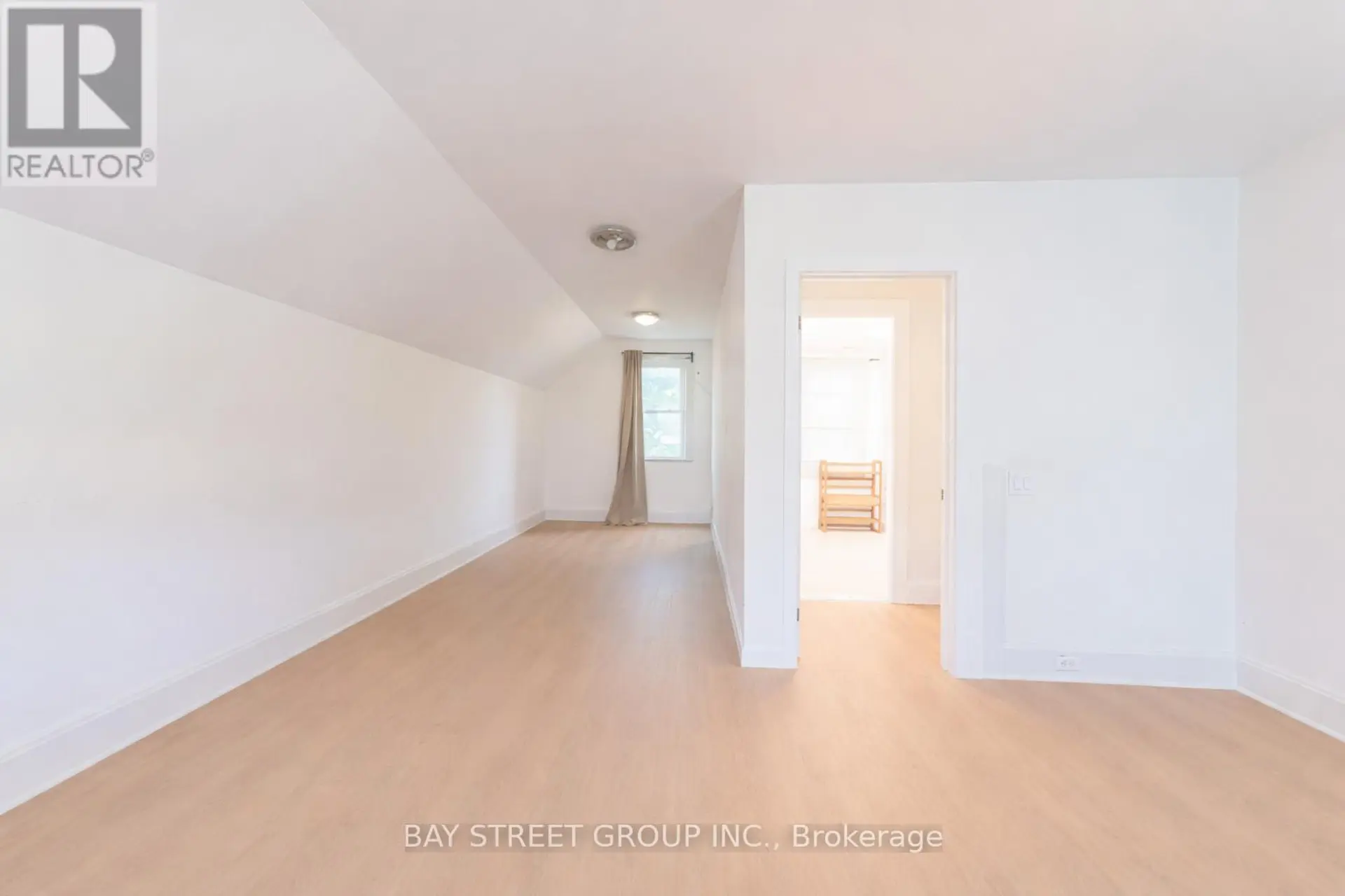 64 SHERBOURNE STREET - Image 12