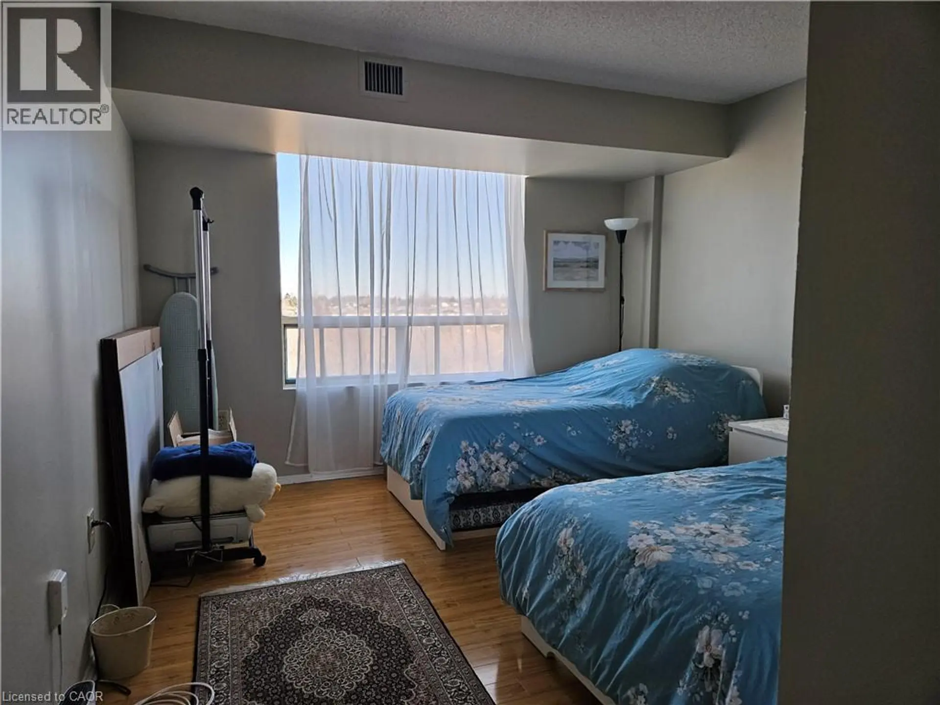 #805 55 BLUE SPRINGS DRIVE - Image 11