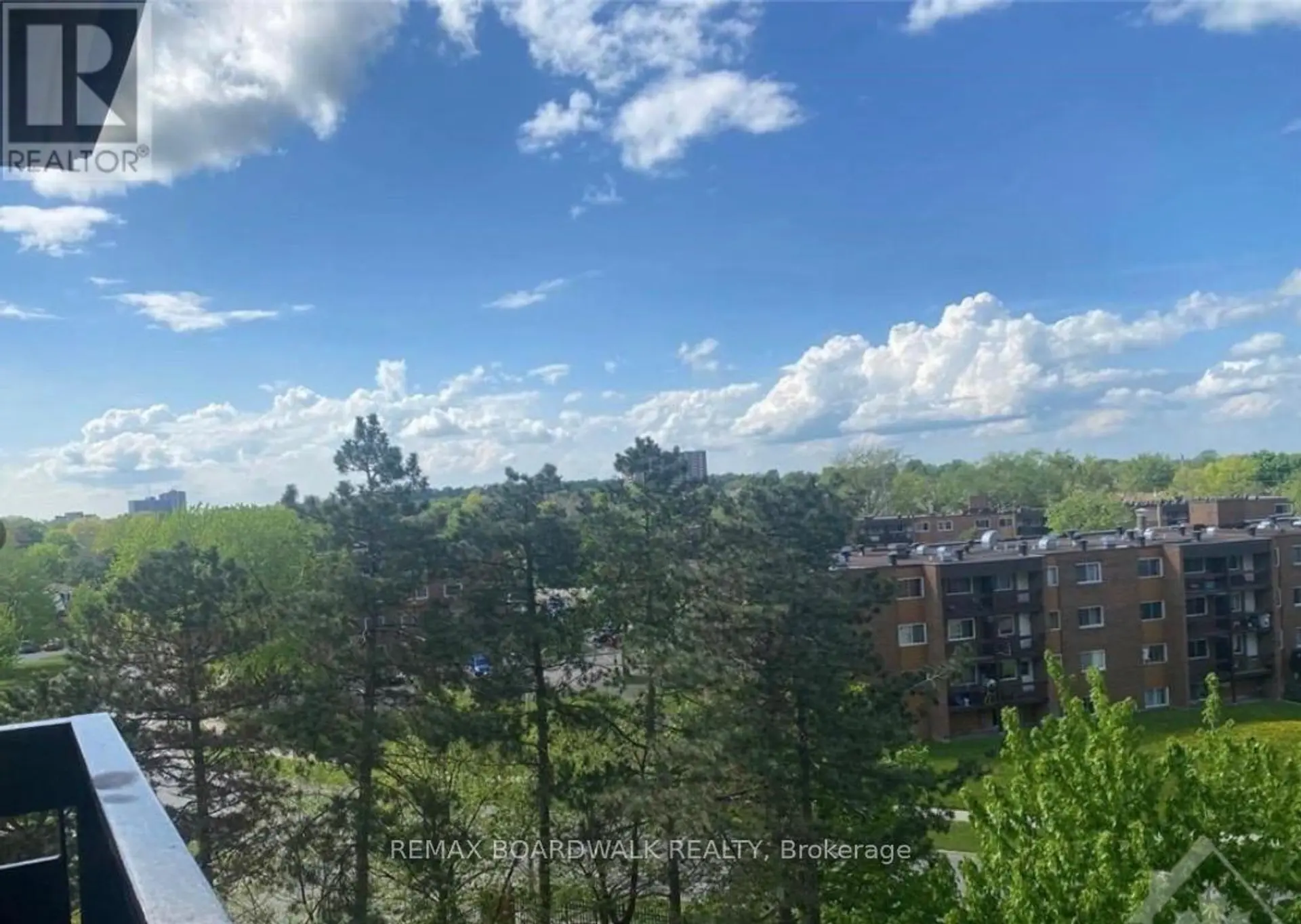 #609 2000 JASMINE CRESCENT - Image 15