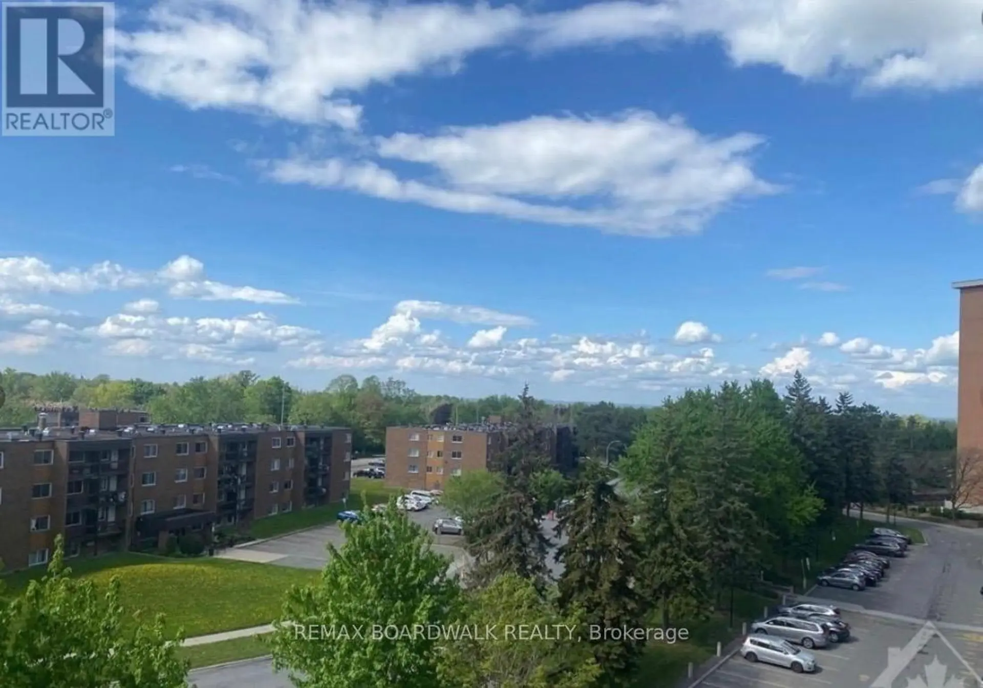 #609 2000 JASMINE CRESCENT - Image 3