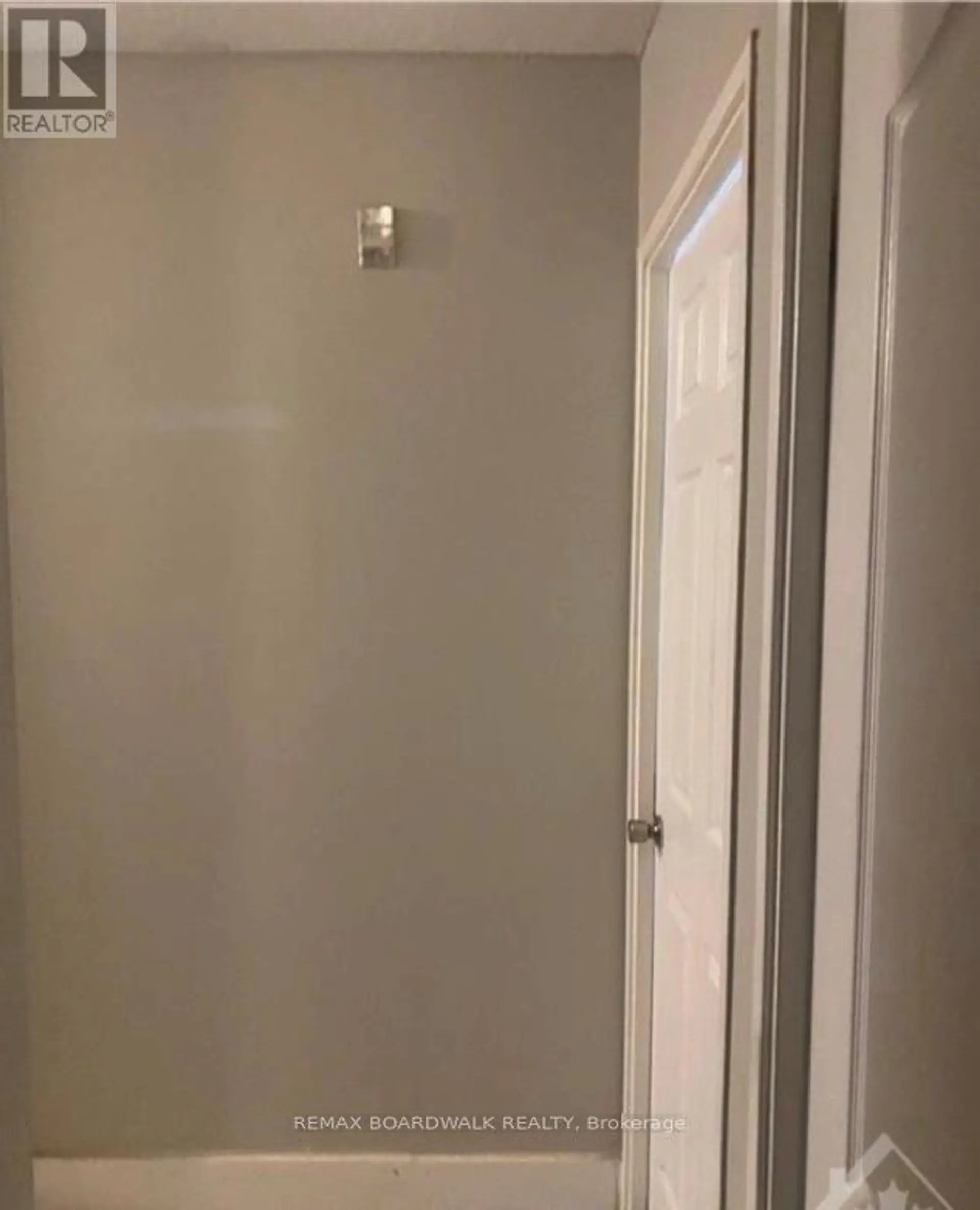 #609 2000 JASMINE CRESCENT - Image 8