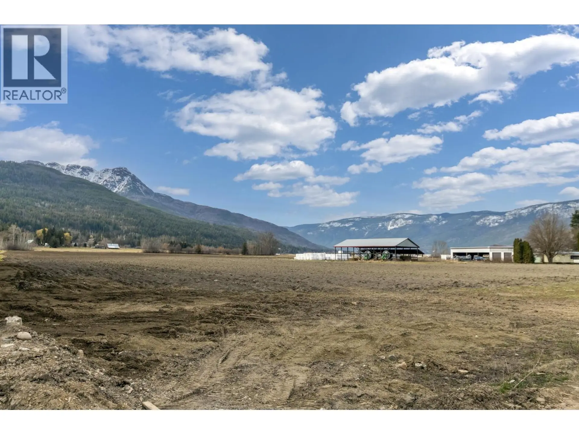 Property at 1490 10 AVENUE SW LOT# 3, Salmon Arm, BC