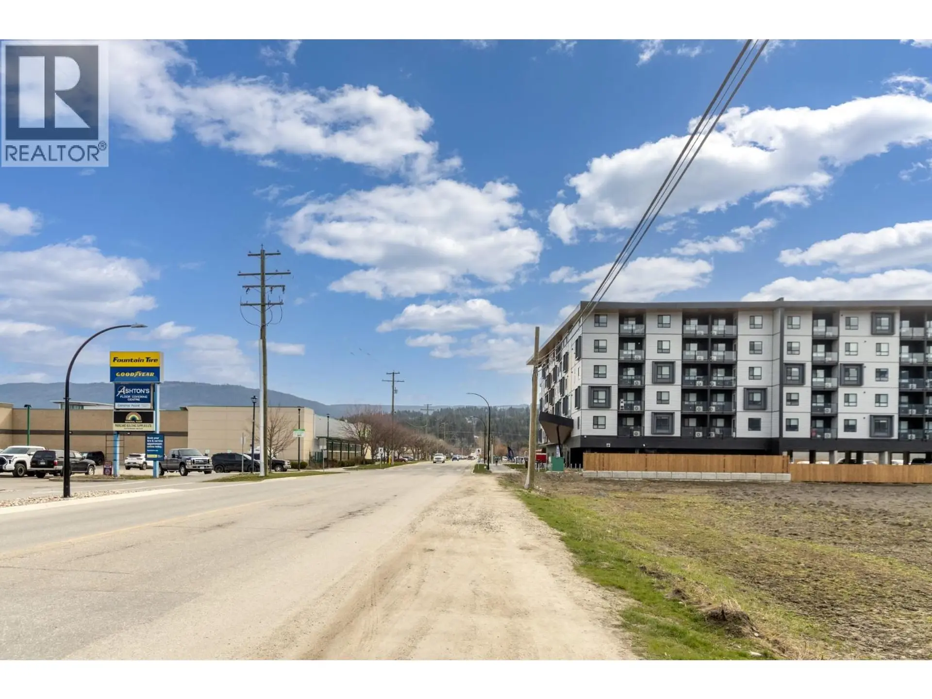 Property at 1490 10 AVENUE SW LOT# 3, Salmon Arm, BC