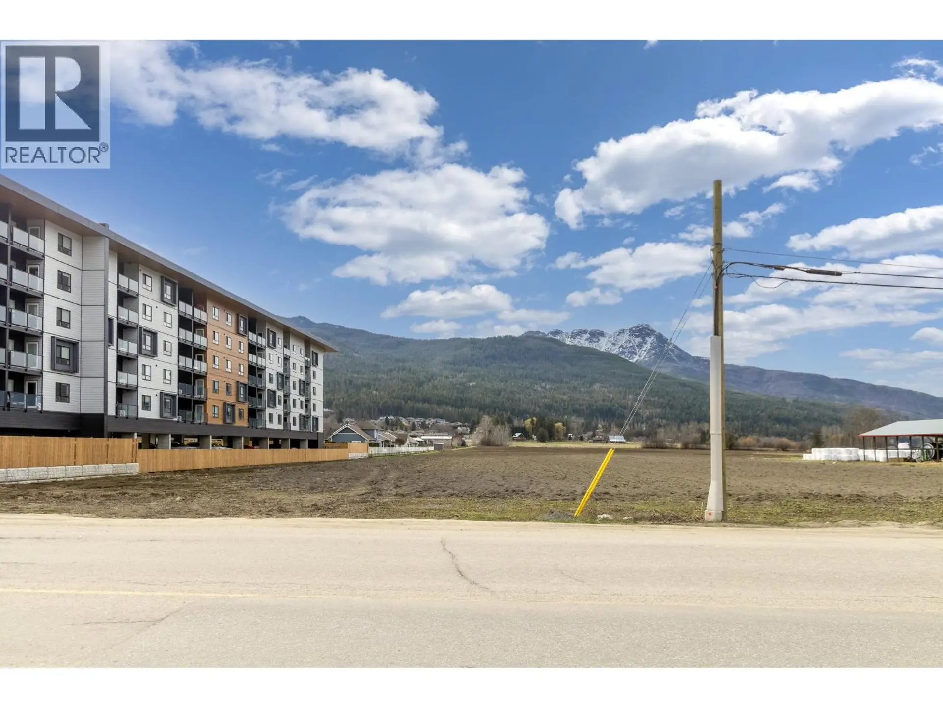 Property at 1490 10 AVENUE SW LOT# 3, Salmon Arm, BC