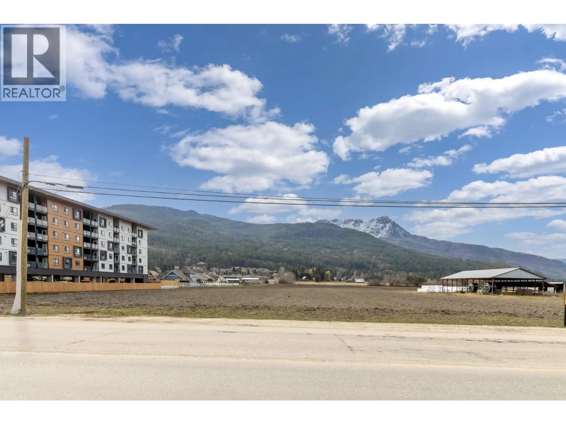 Property at 1490 10 AVENUE SW LOT# 3, Salmon Arm, BC