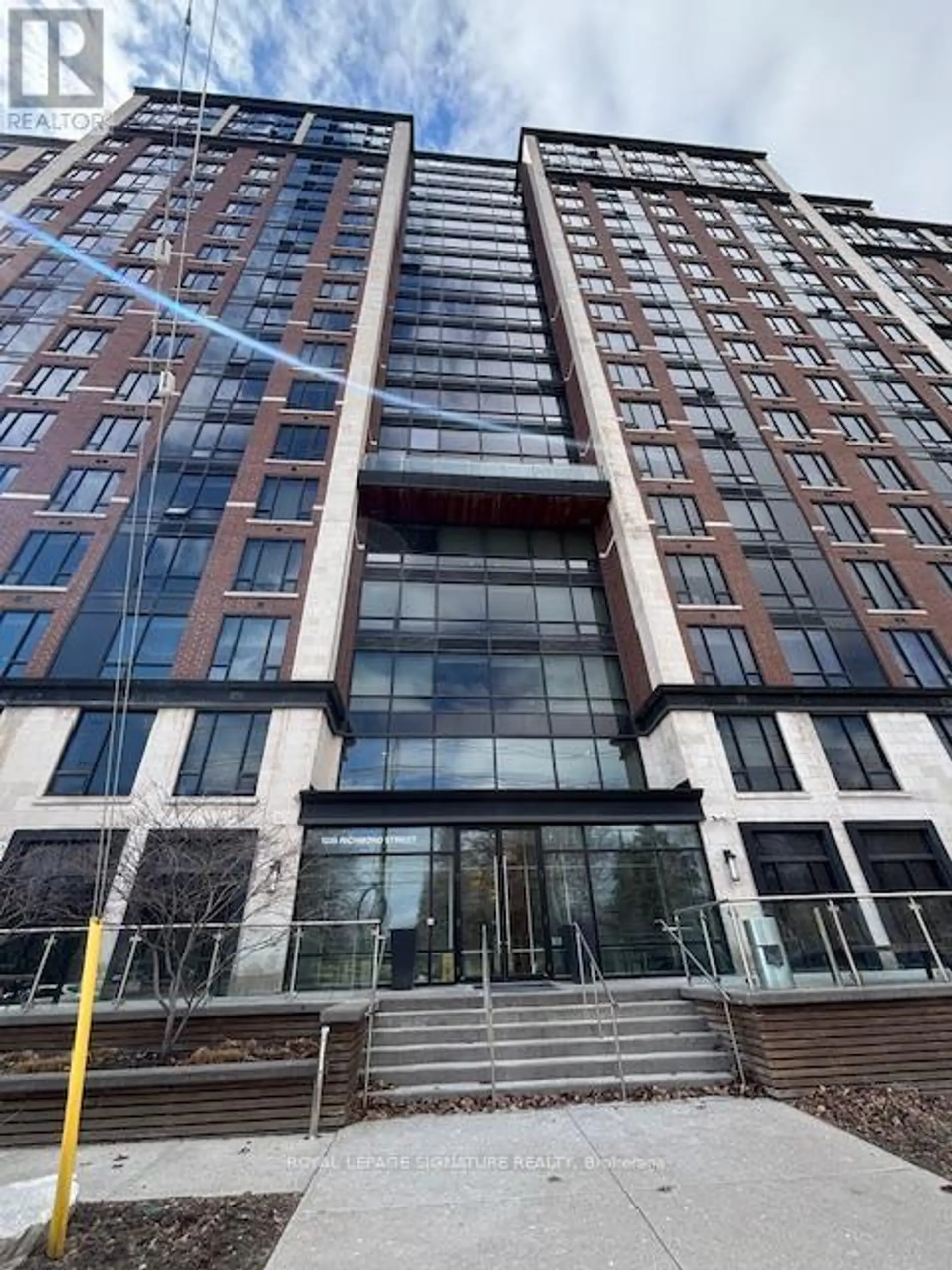 #1016 1235 RICHMOND STREET - Image 1