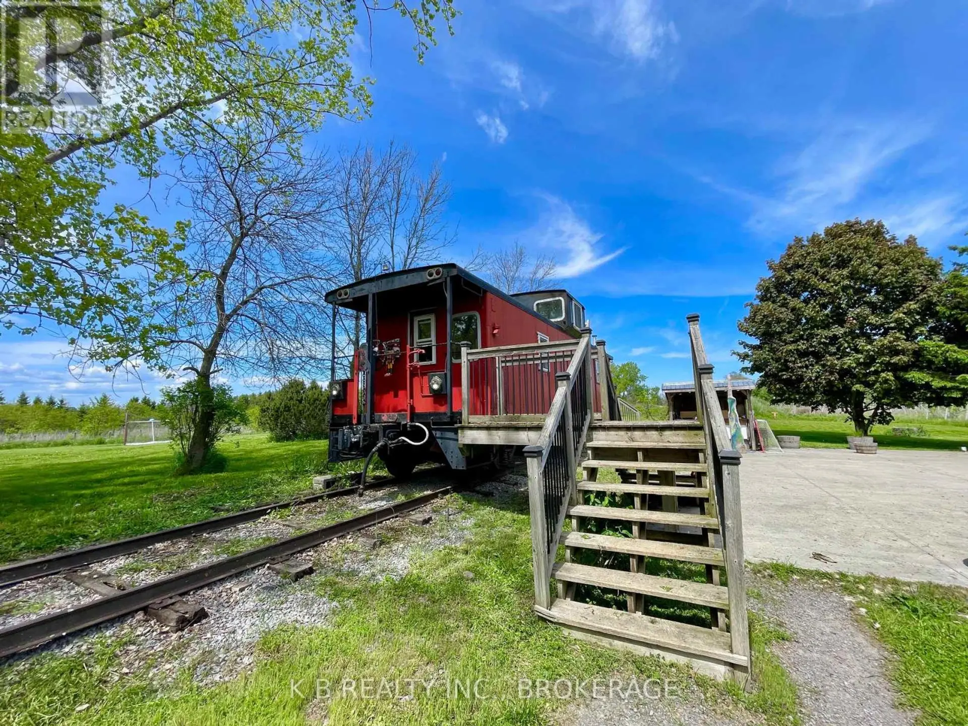 9261 LOYALIST PARKWAY - Image 10