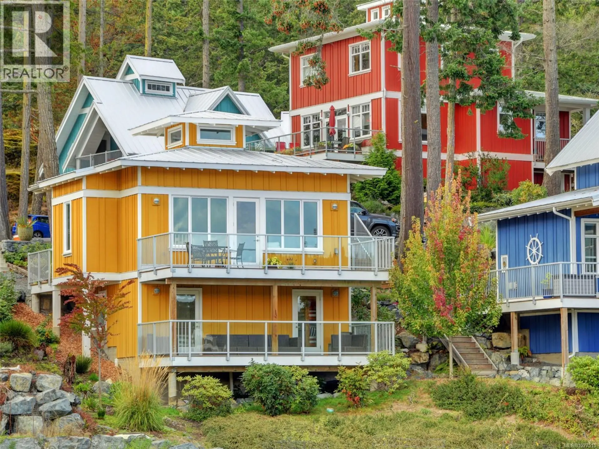 Property at 125 Hilltop Cres, Sooke, BC