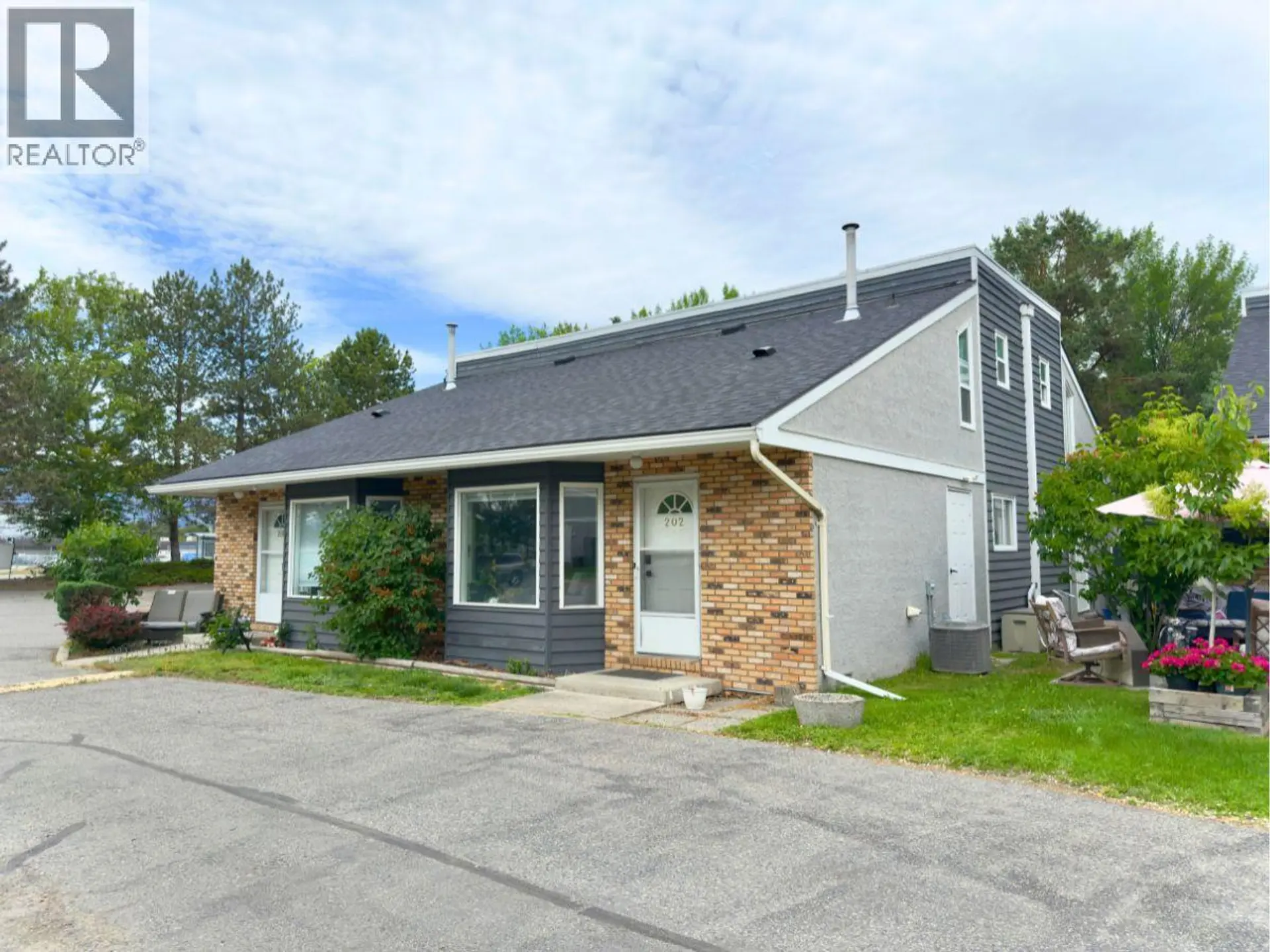 Property at #202 3155 Gordon Drive, Kelowna, BC