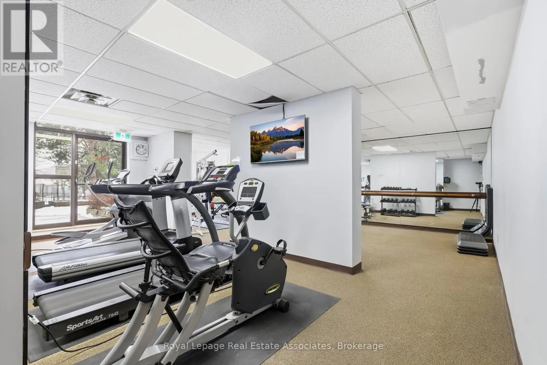 #1401 10 MALTA AVENUE - Image 16