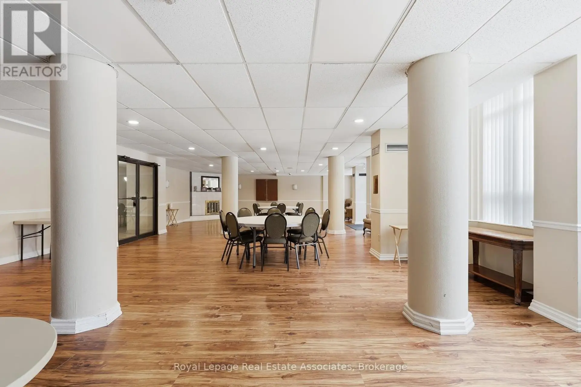 #1401 10 MALTA AVENUE - Image 17
