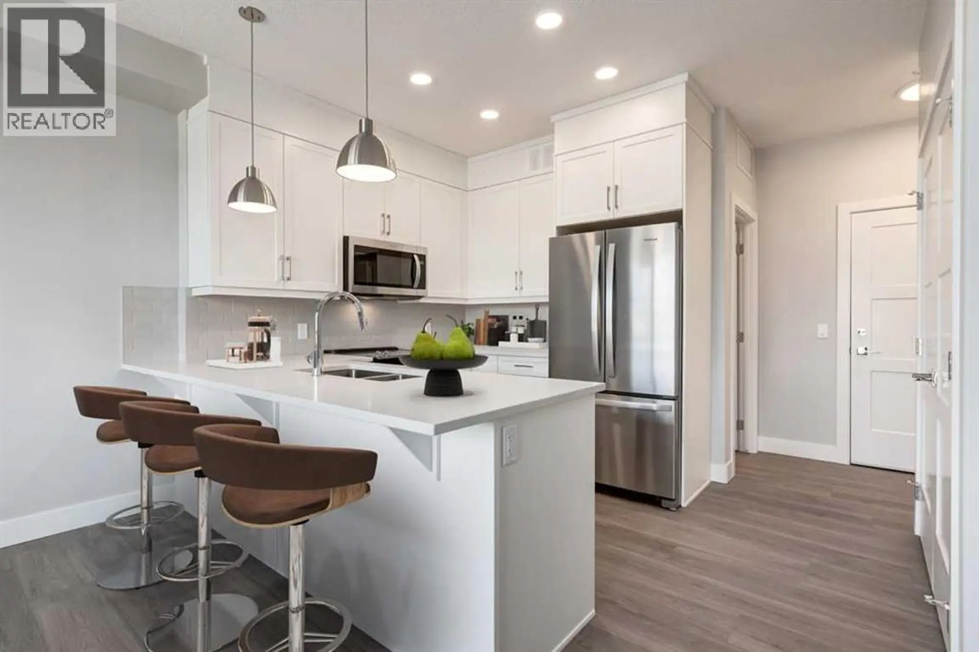 #1102 110 GREENBRIAR PLACE NW - Image 1