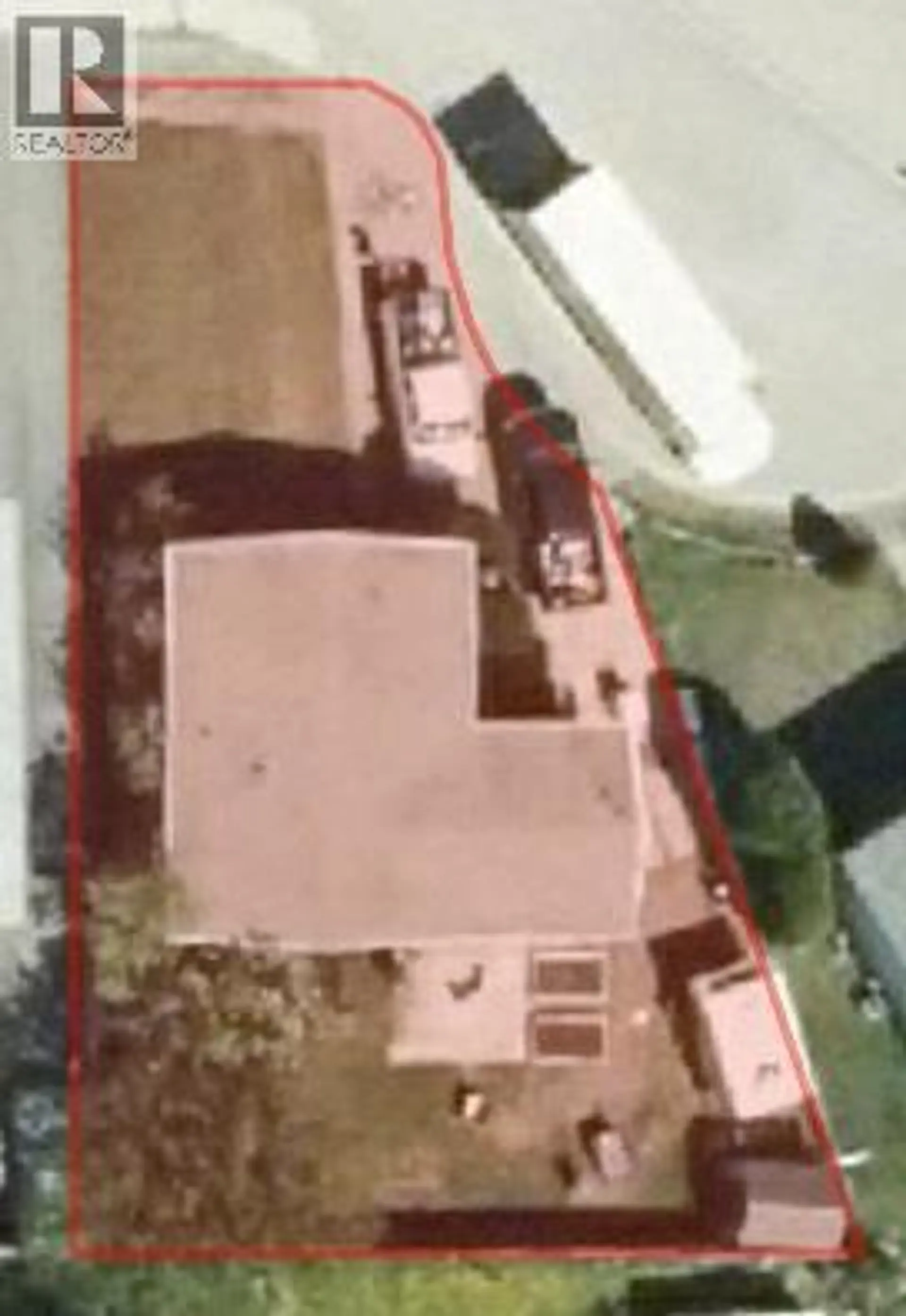 Property at 1611 ELM STREET E, Kelowna, BC