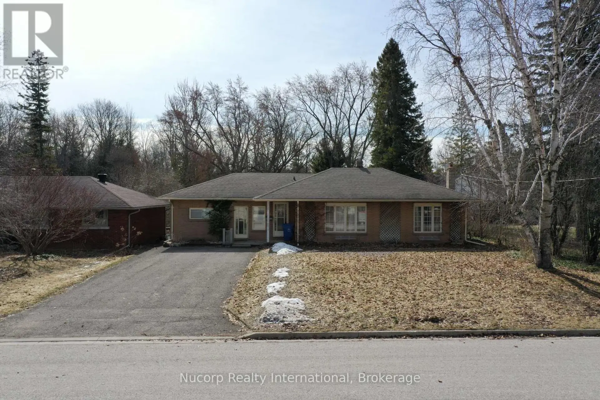 774 SUTHERLAND AVENUE - Image 4