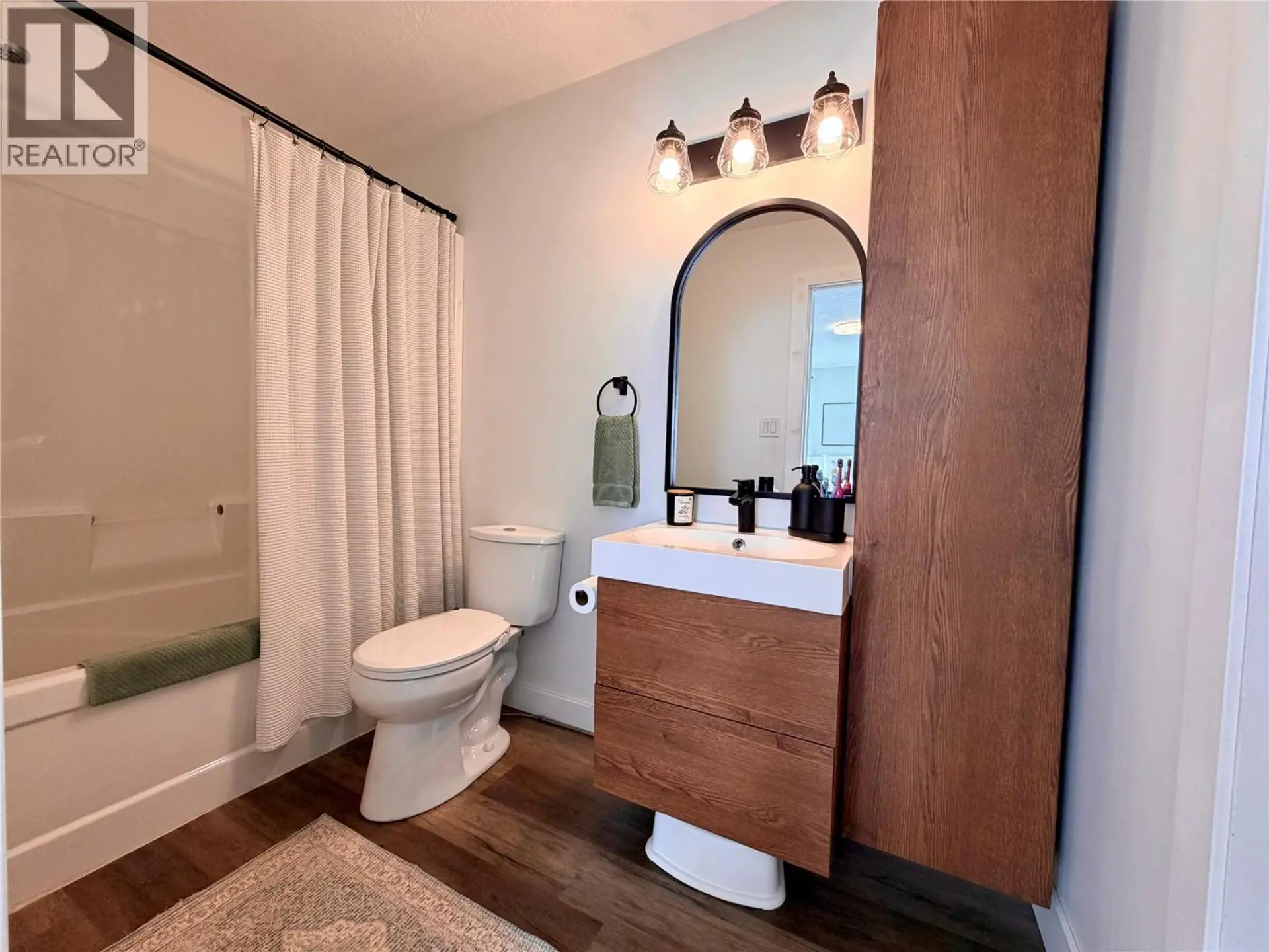 Property at 1327 101 AVENUE, Dawson Creek, BC