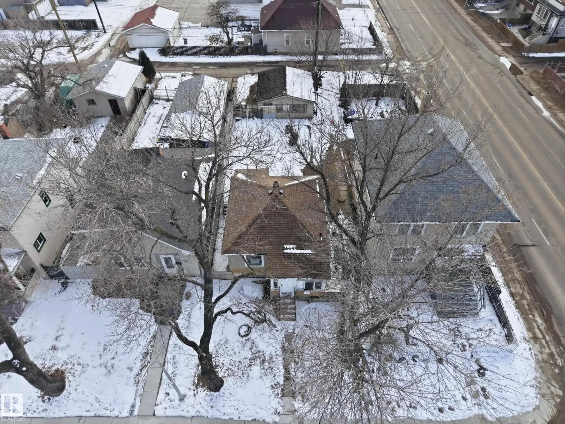 10734 93 ST NW - Image 6