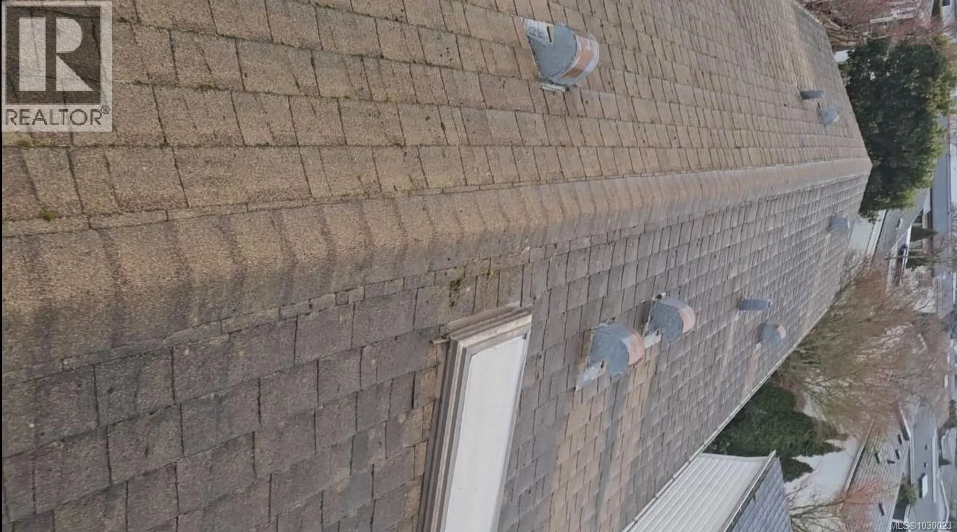 Property at #108 17 CHIEF ROBERT SAM LANE, View Royal, BC